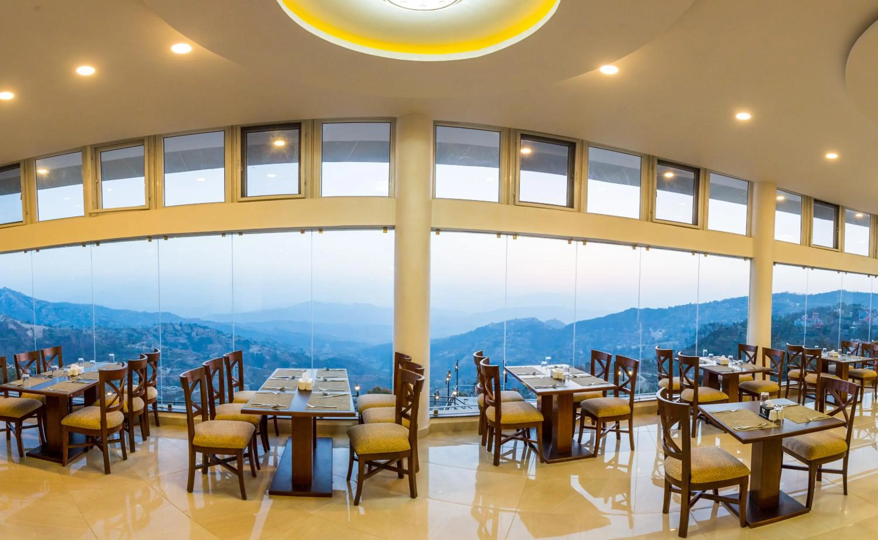Restaurant/places to eat in Himalaya Drishya Resort