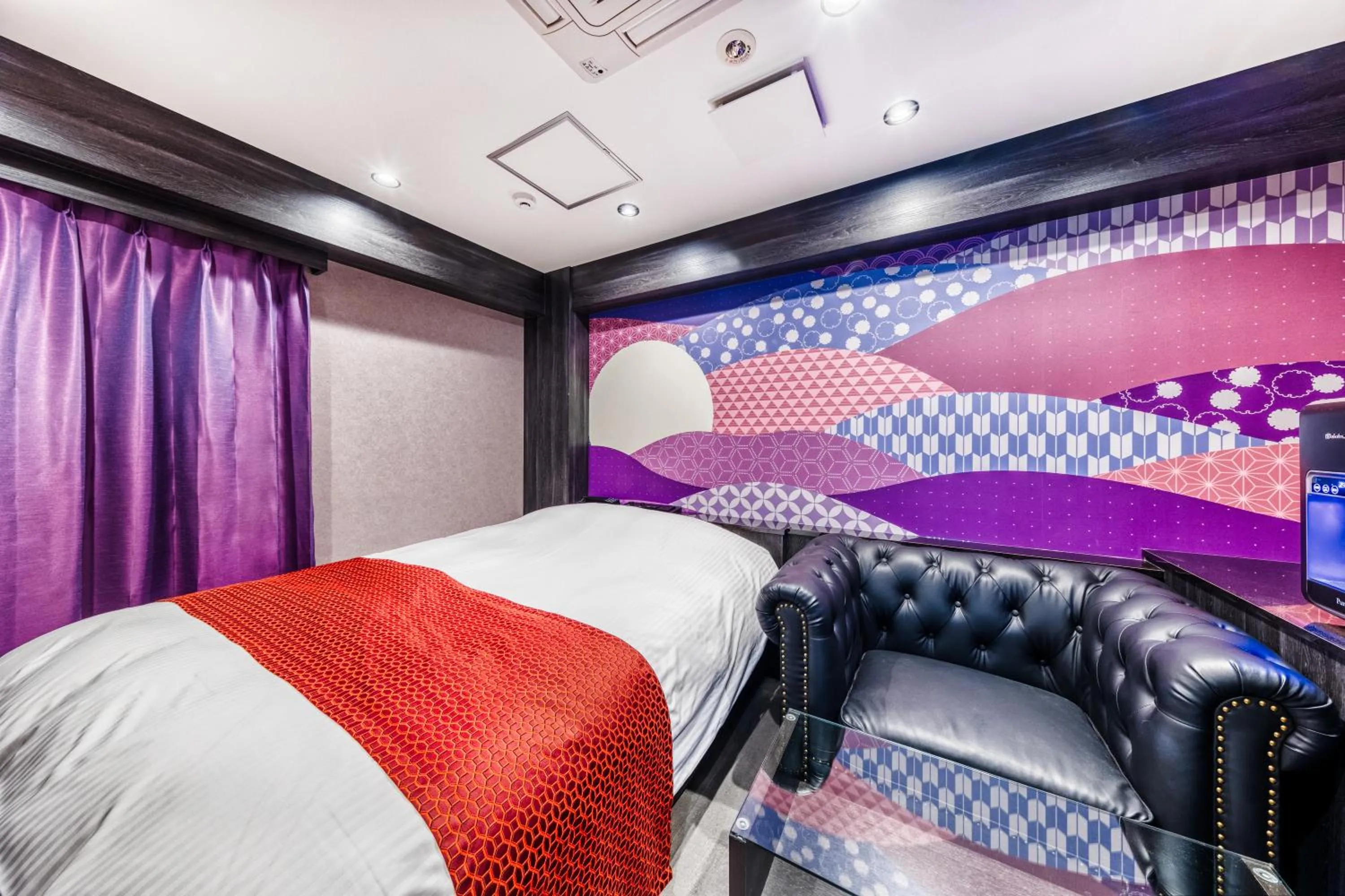 Bed in Hotel Lotus Umeda -Adult Only