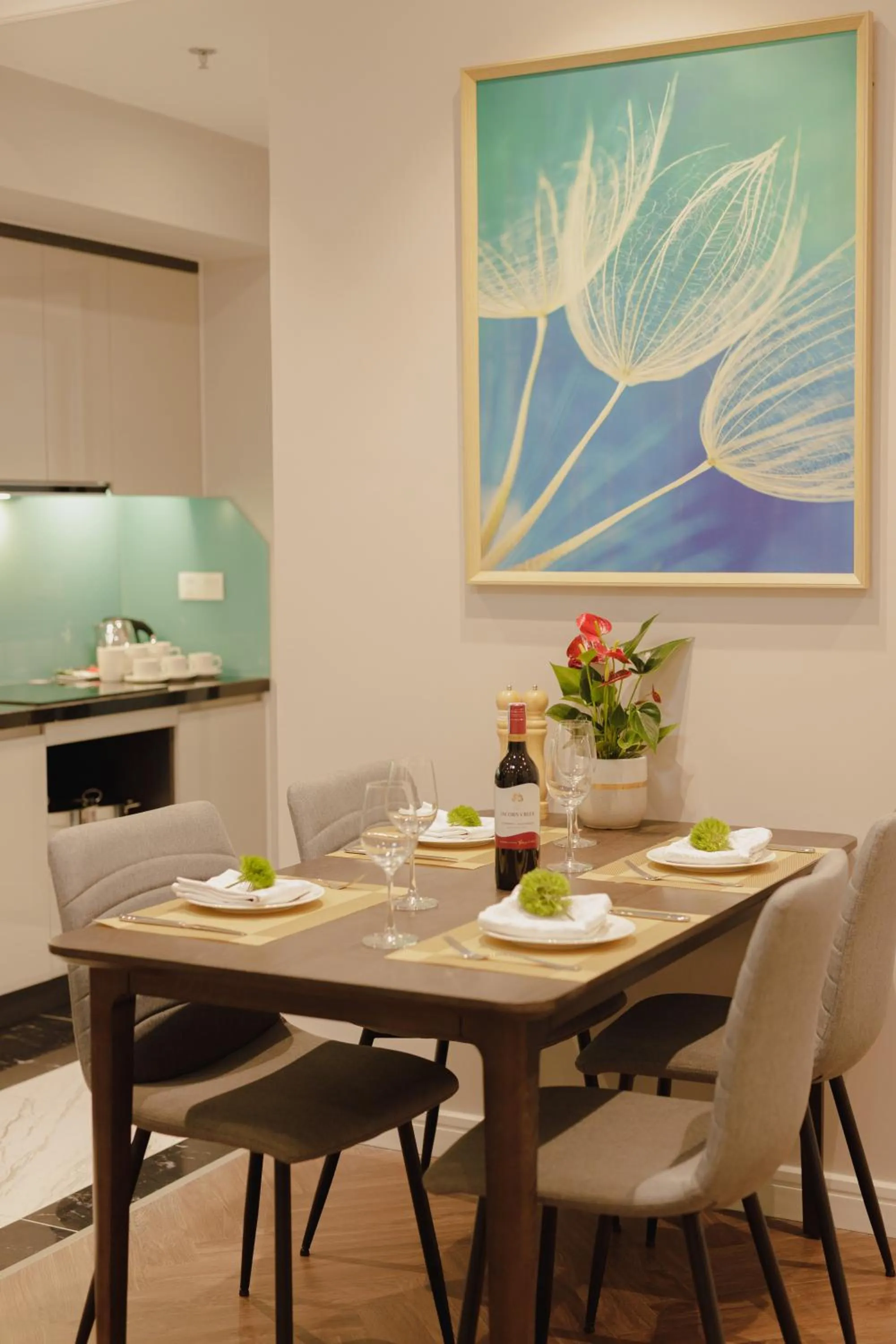 Restaurant/places to eat in Altara Luxury Residences Quy Nhon