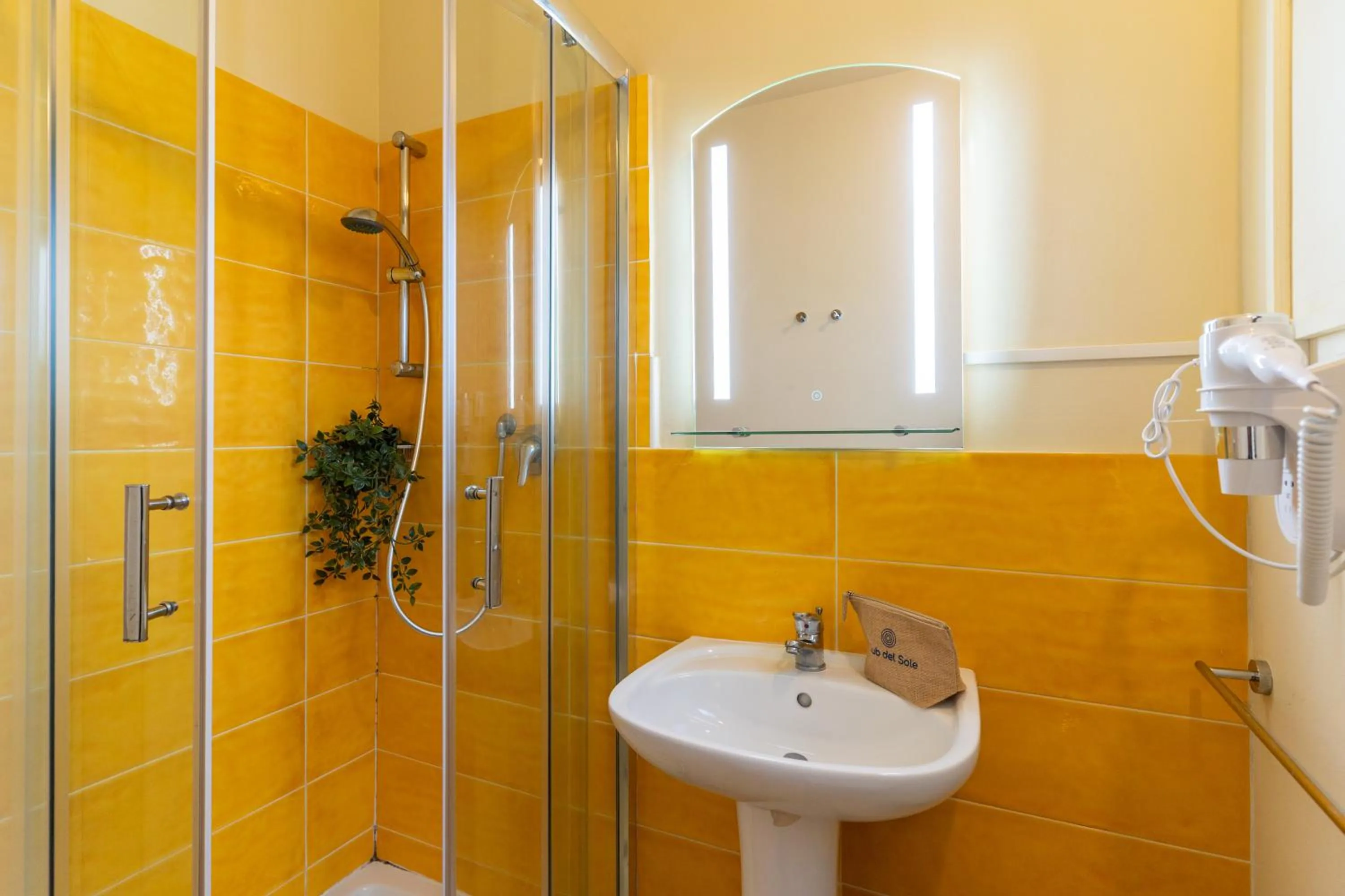 Bathroom in Club del Sole Orbetello Family Collection