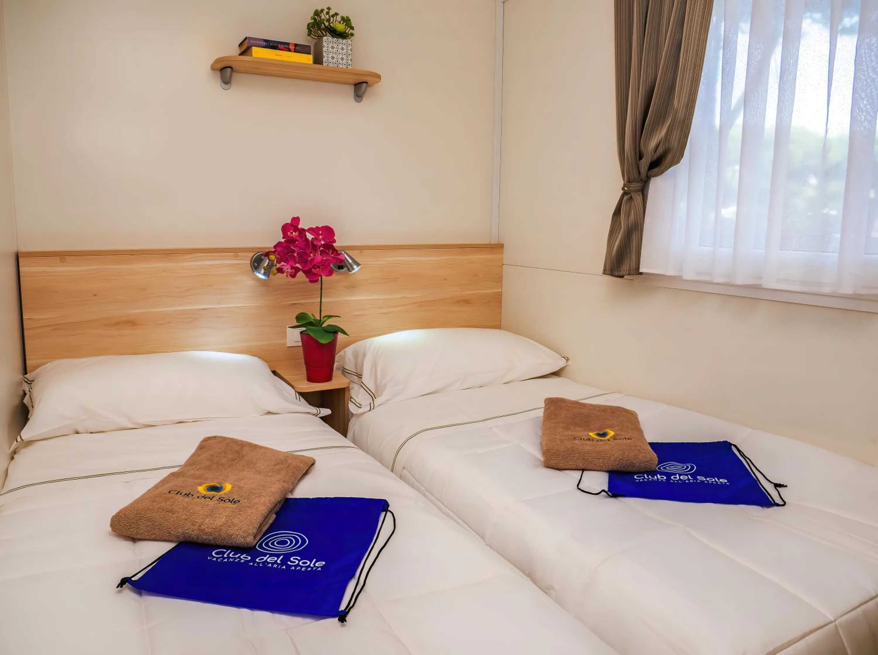 Bedroom, Bed in Club del Sole Orbetello Family Collection