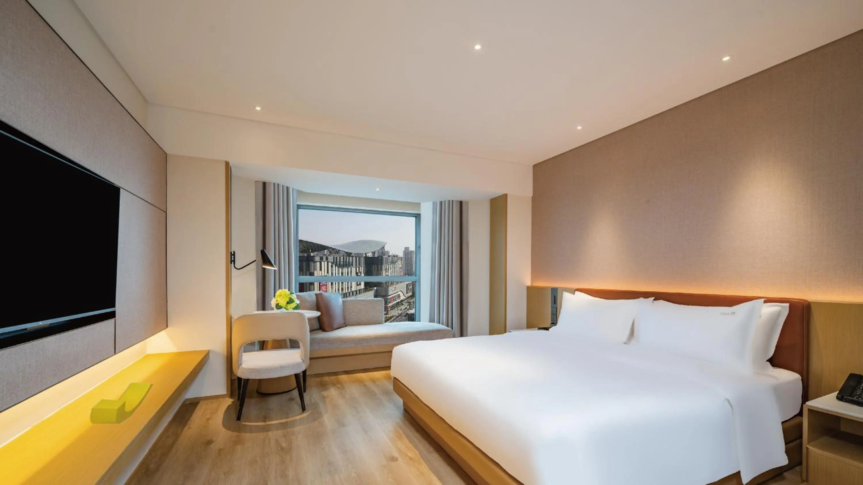 Property building, Bed in Holiday Inn Shanghai Huaxia by IHG