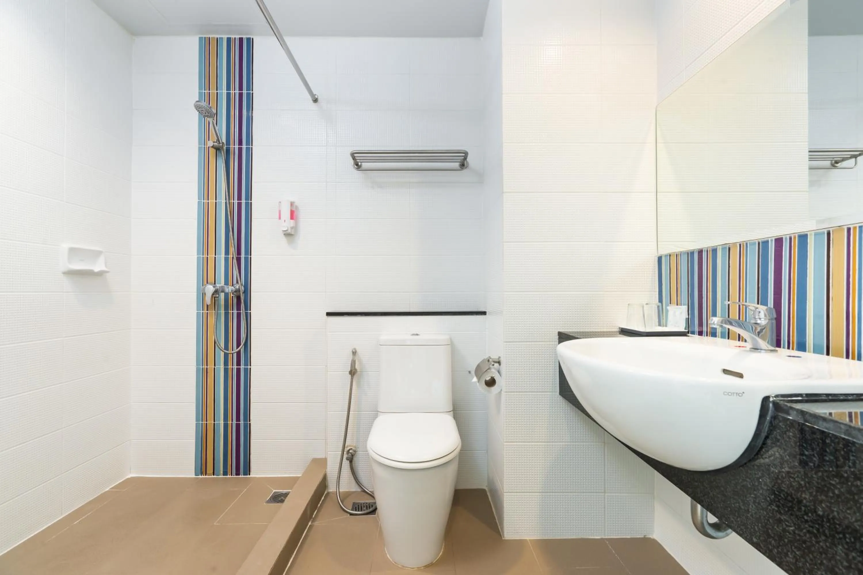 bidet in Grand Bella