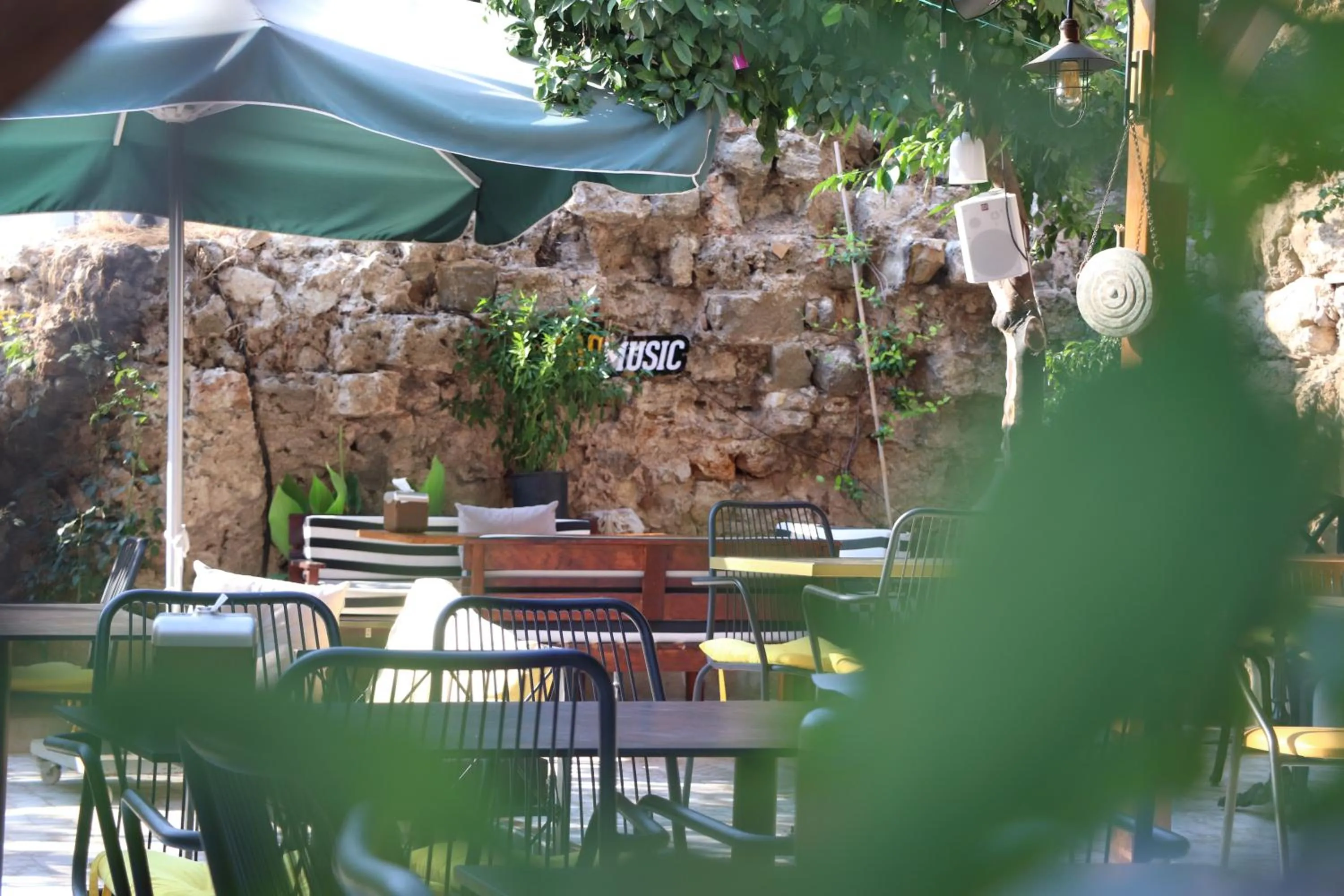 Restaurant/places to eat in Tu Casa Linda