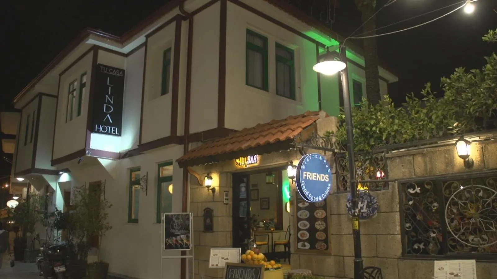 Facade/entrance in Tu Casa Linda
