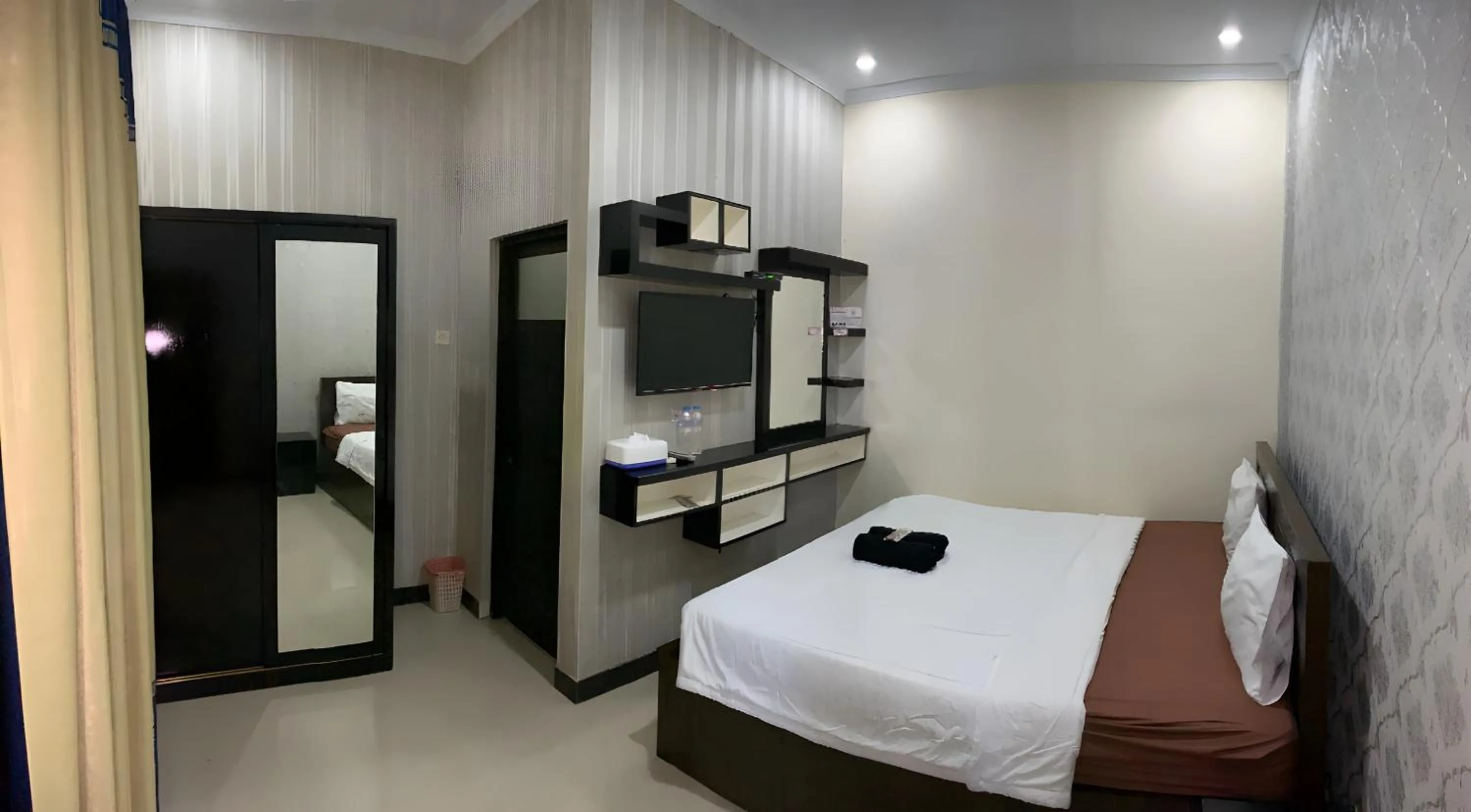 Bed in Prime Adisucipto Hotel