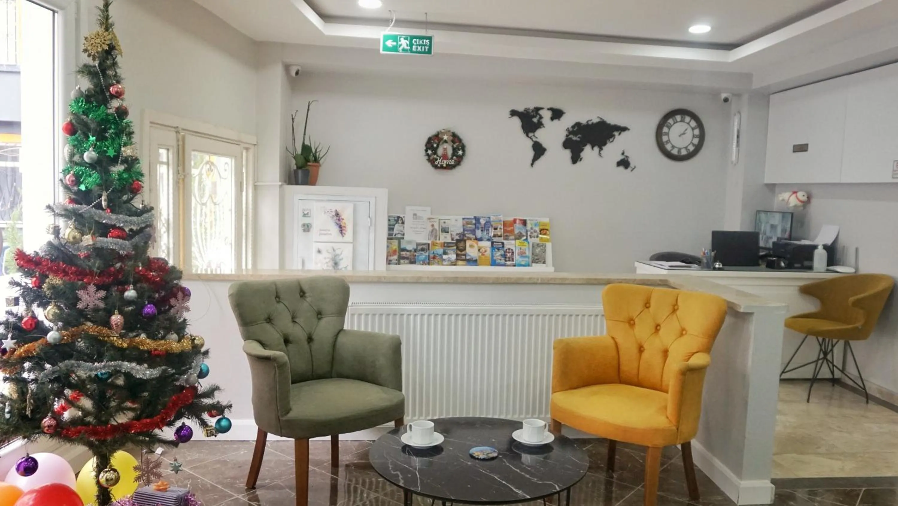 Facade/entrance in Cape Palace Hotel