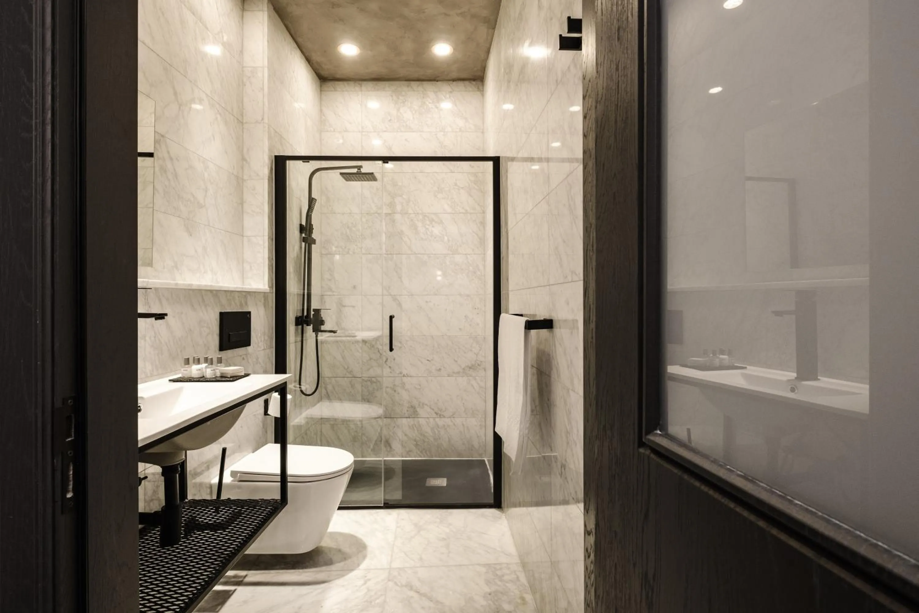 Shower in Casa Reale Boutique Hotel