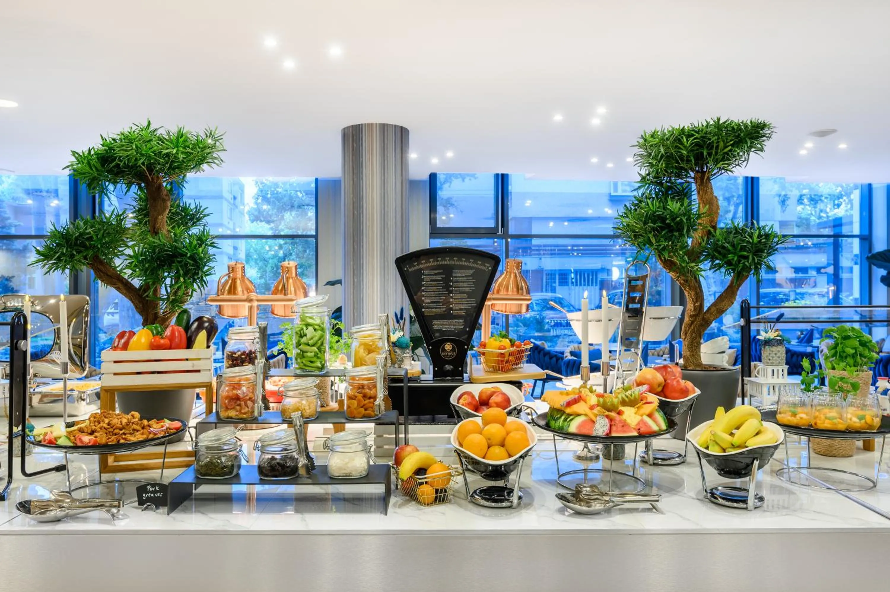 Buffet breakfast in Hotel Divinus