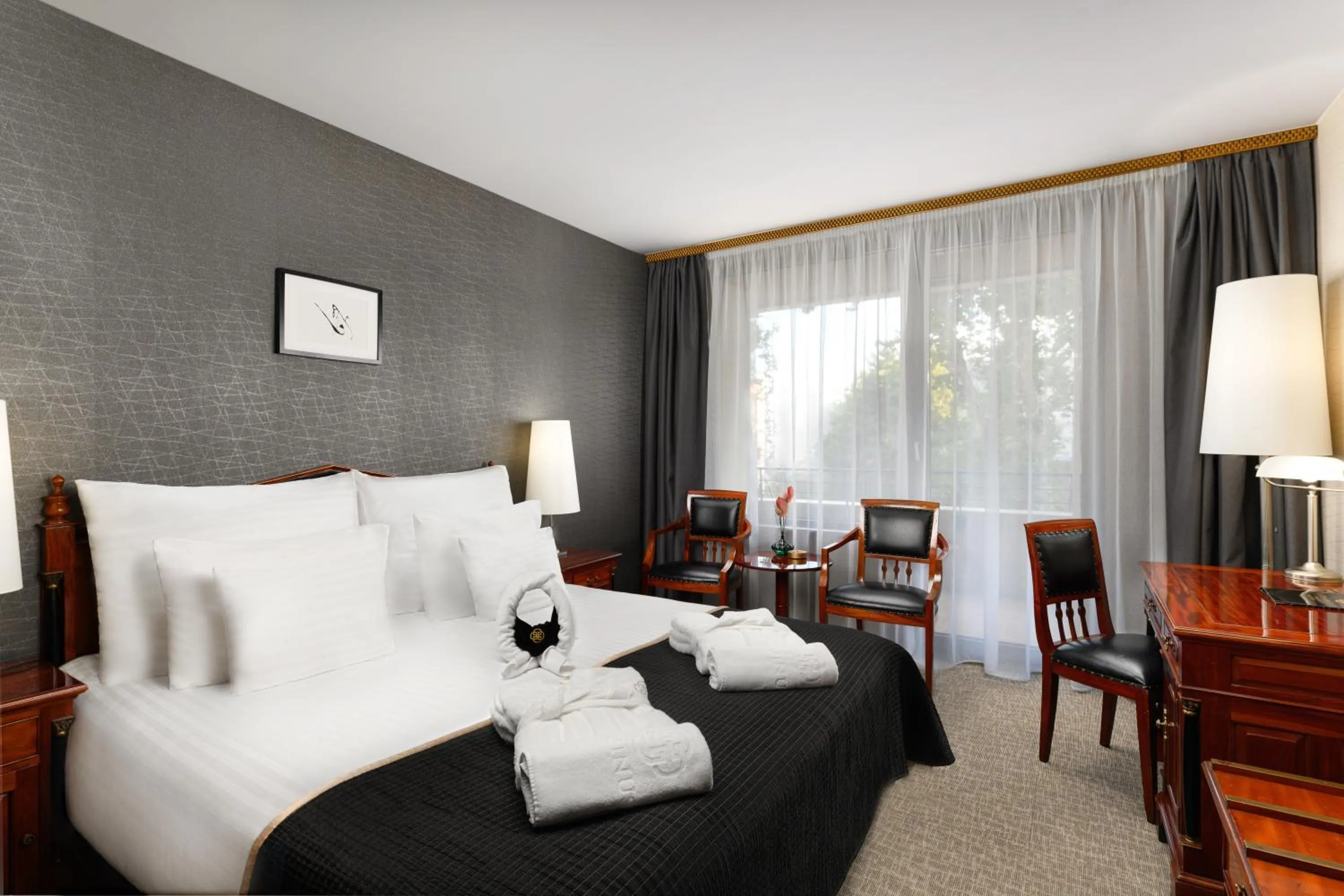 Bed in Hotel Divinus