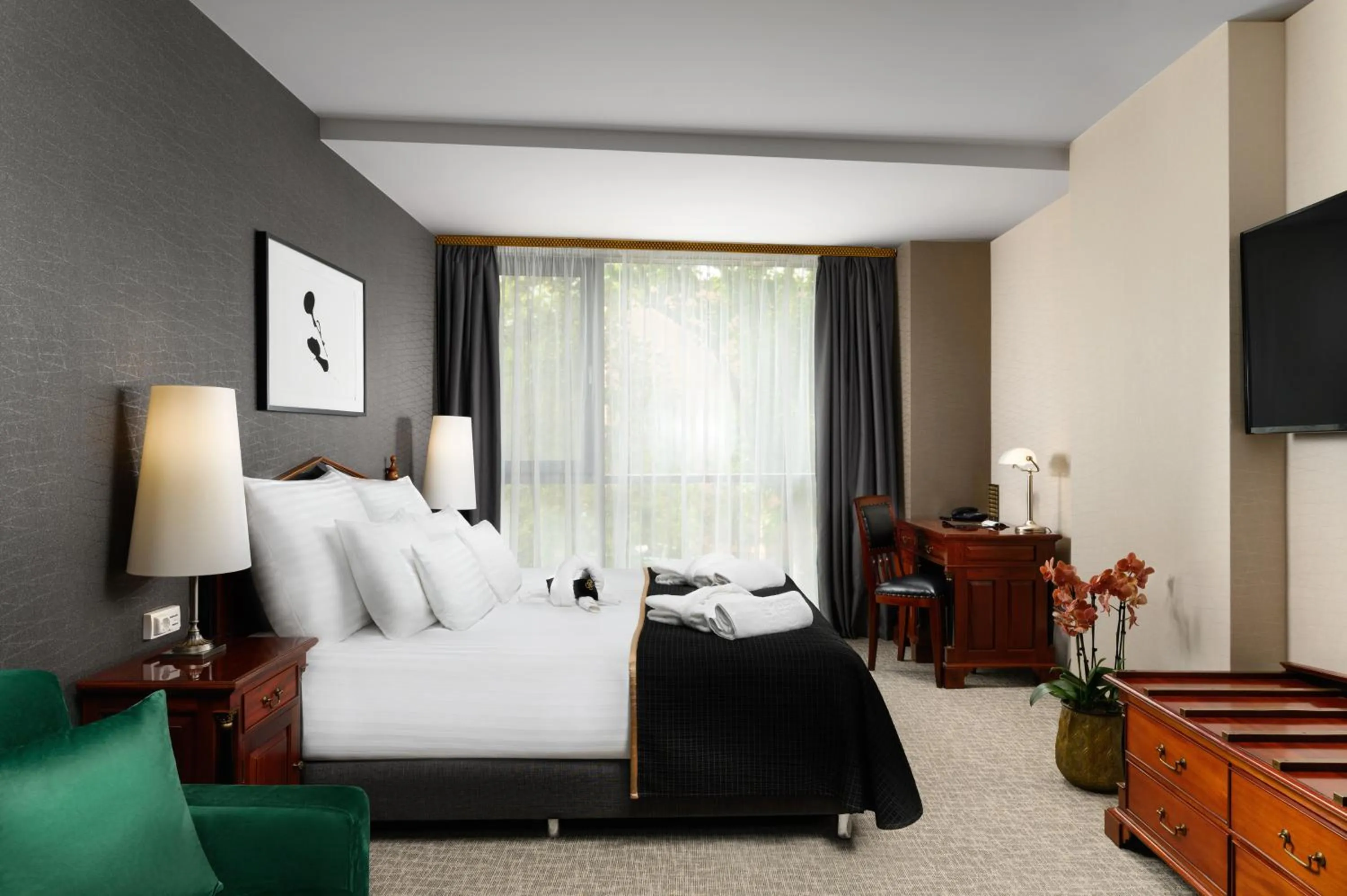 Bed in Hotel Divinus