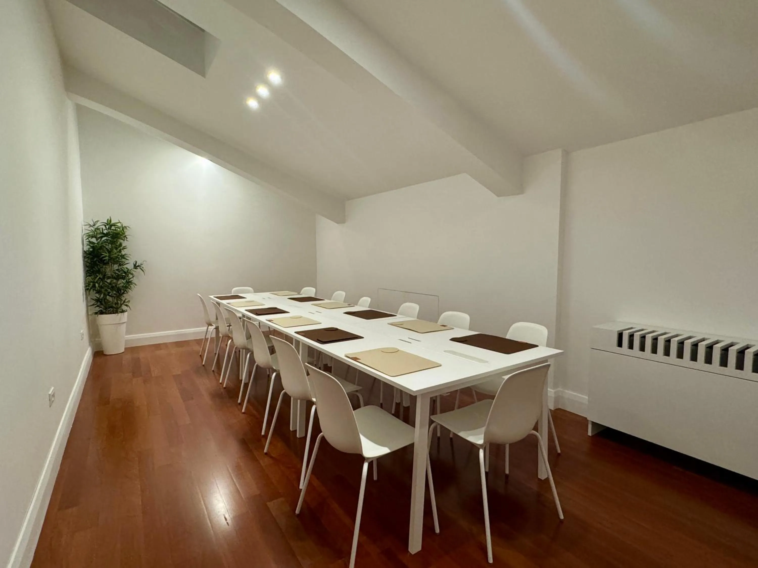 Meeting/conference room in Palazzo Sant'Elena Historic Hotel