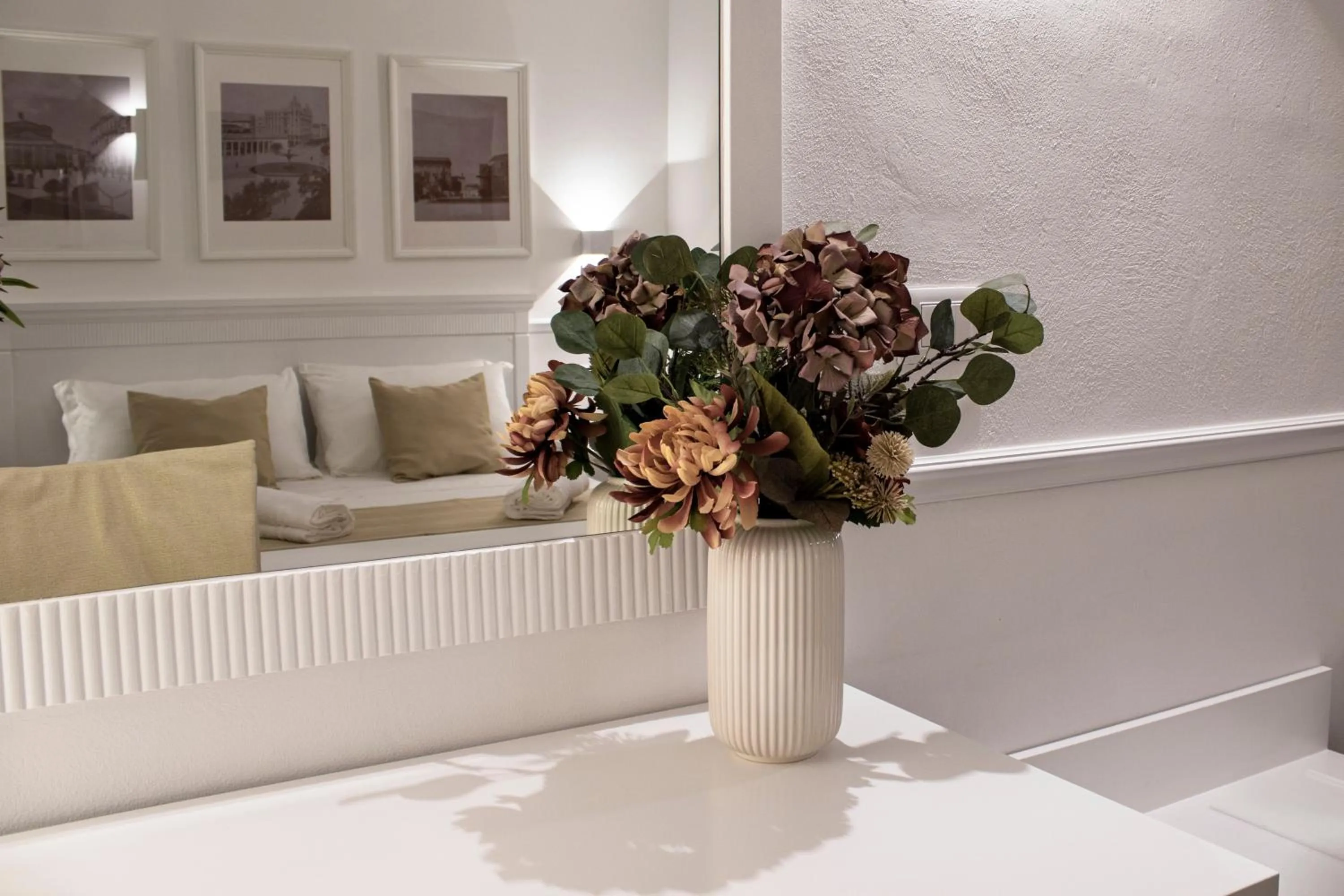 Decorative detail in Palazzo Sant'Elena Historic Hotel