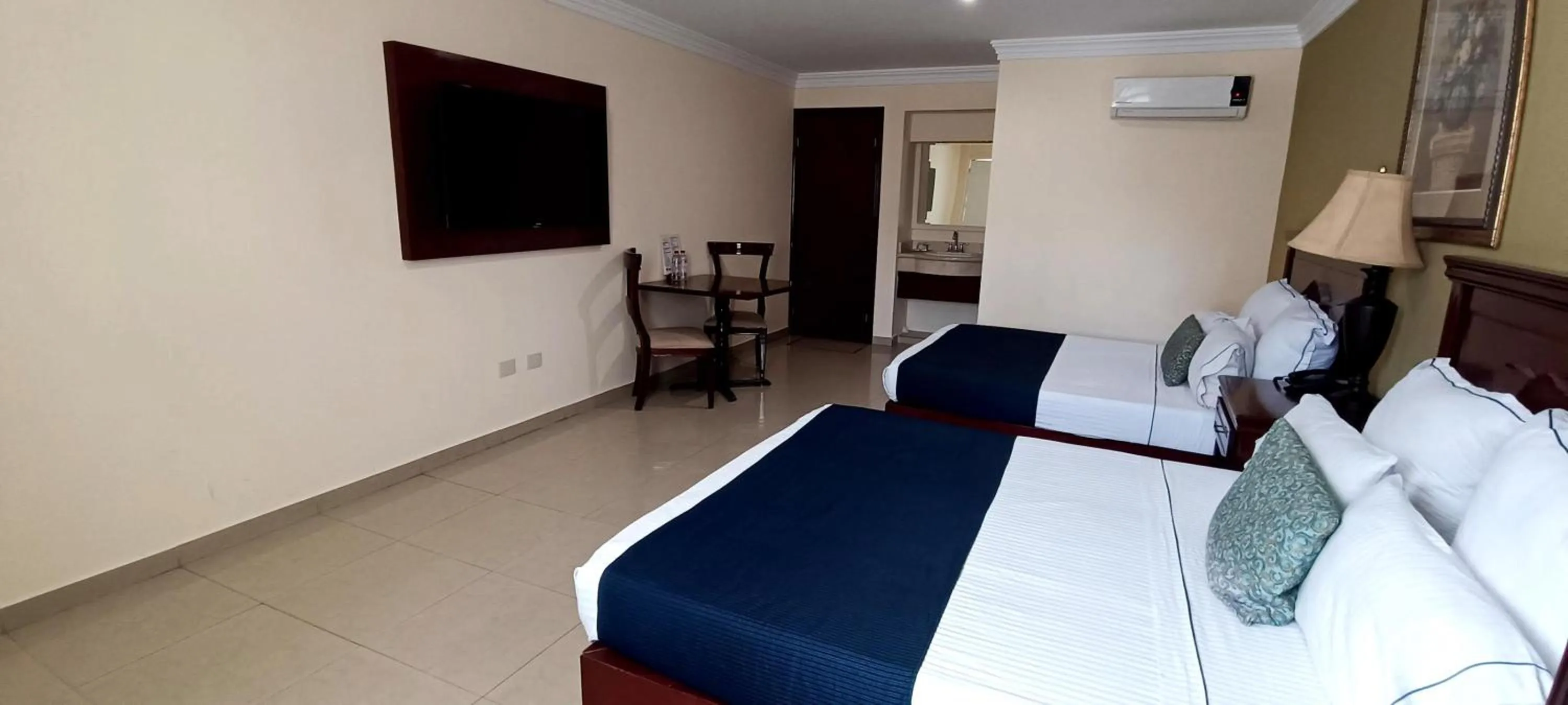 Bedroom, Bed in Hotel Confort Plaza