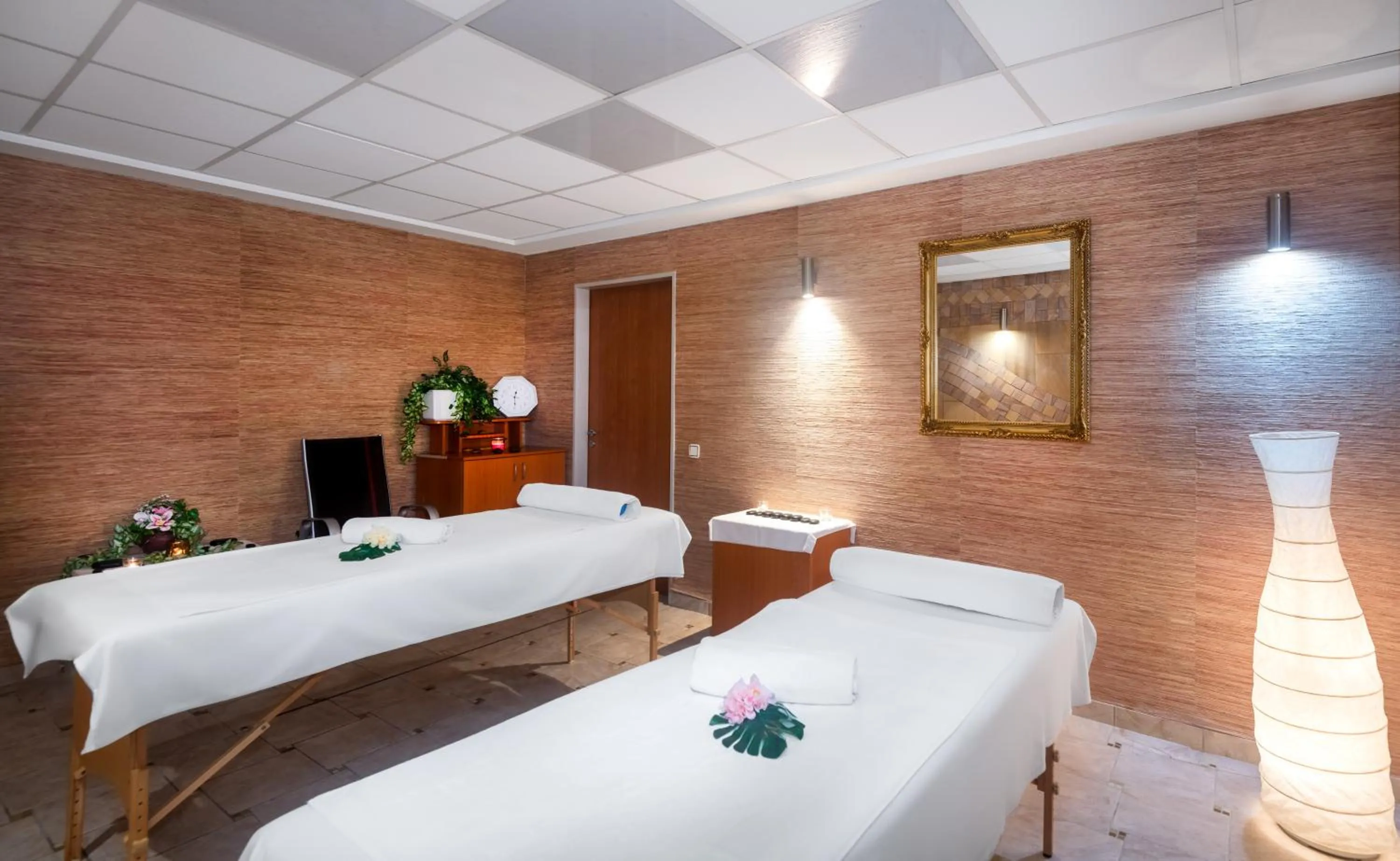 Massage in Aquarell Hotel