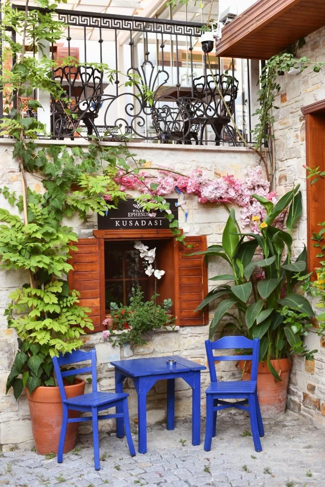 Garden in Villa Ephesus Hotel