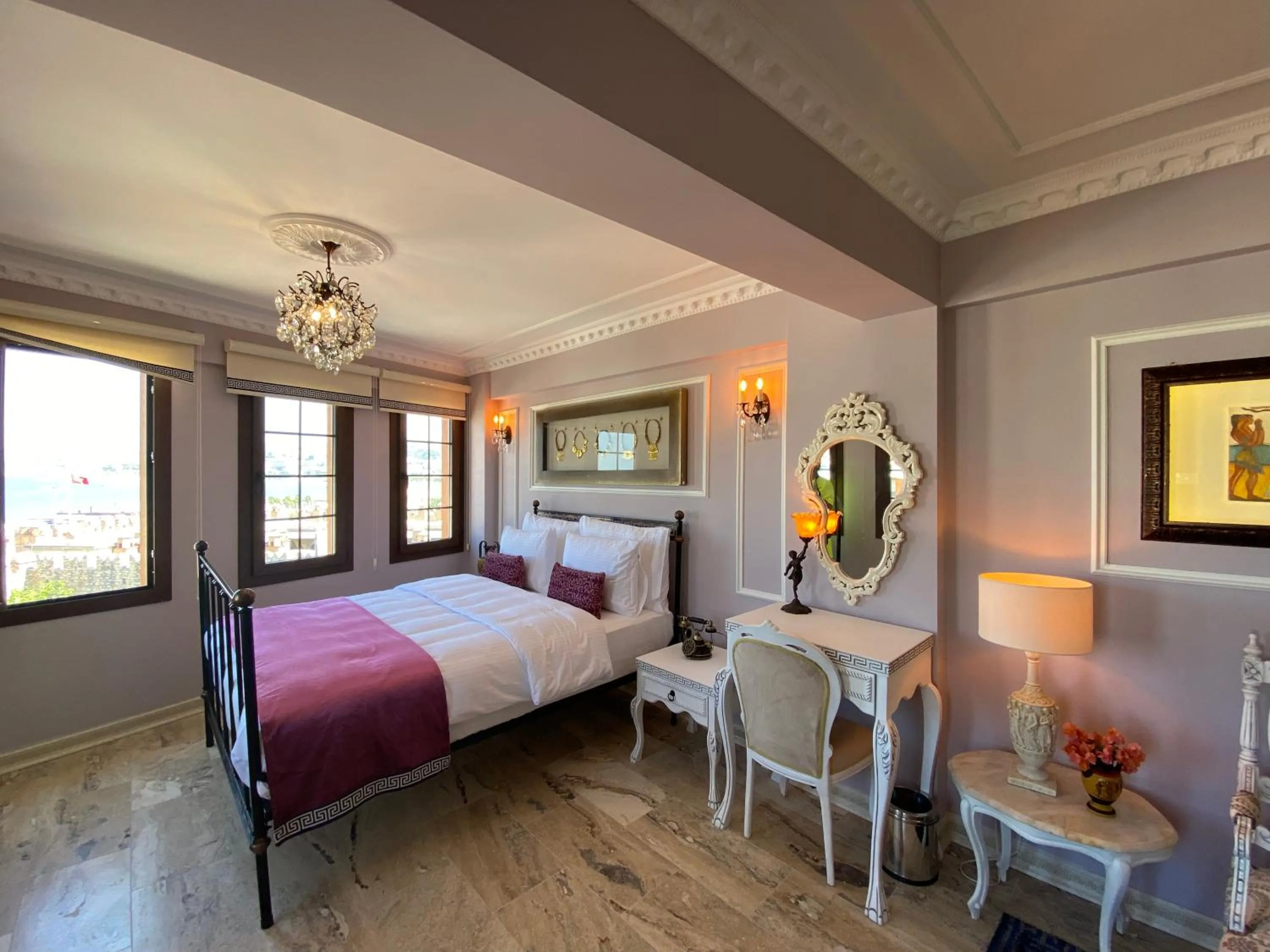 Photo of the whole room, Bed in Villa Ephesus Hotel