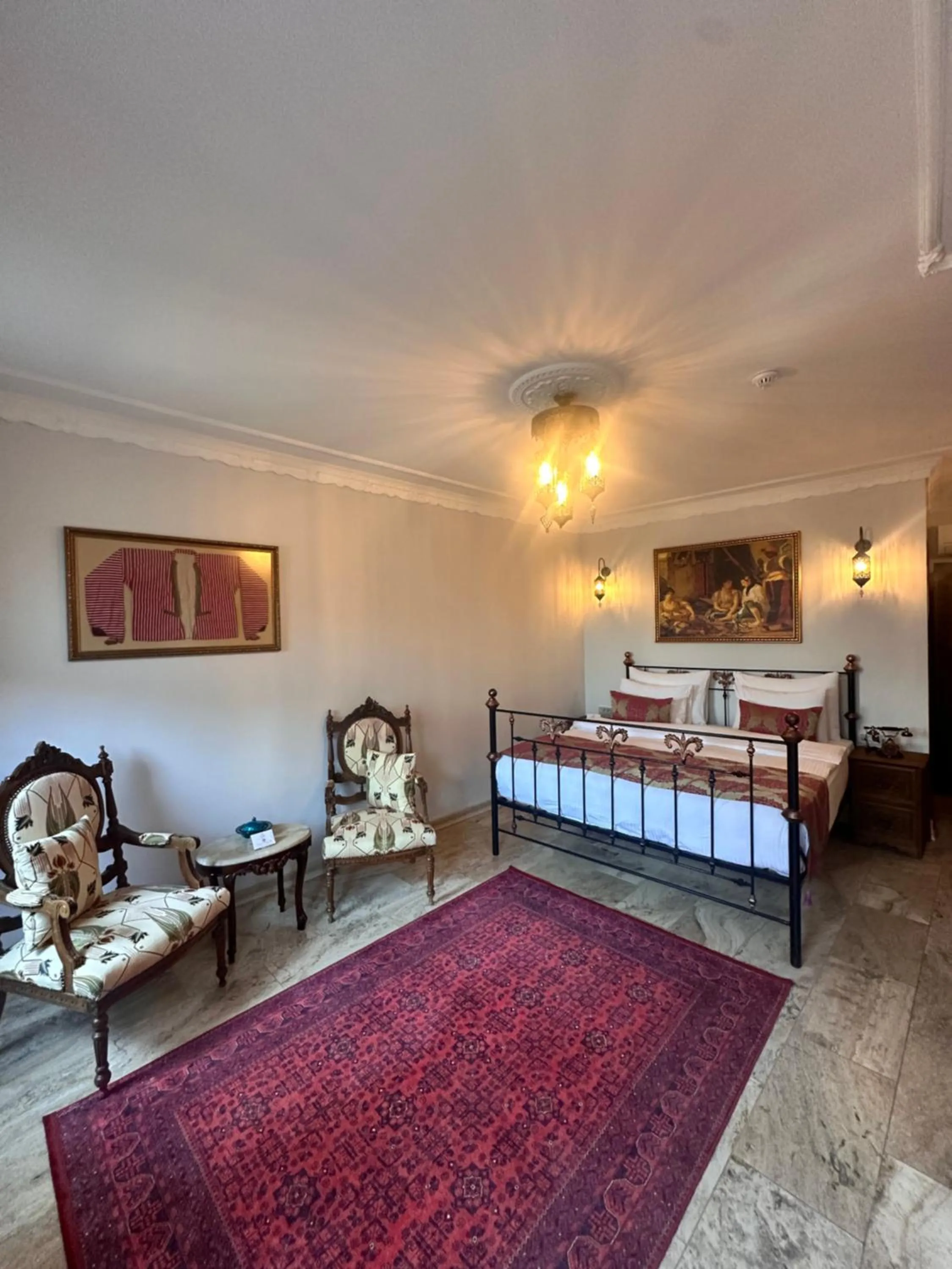 Photo of the whole room, Bed in Villa Ephesus Hotel