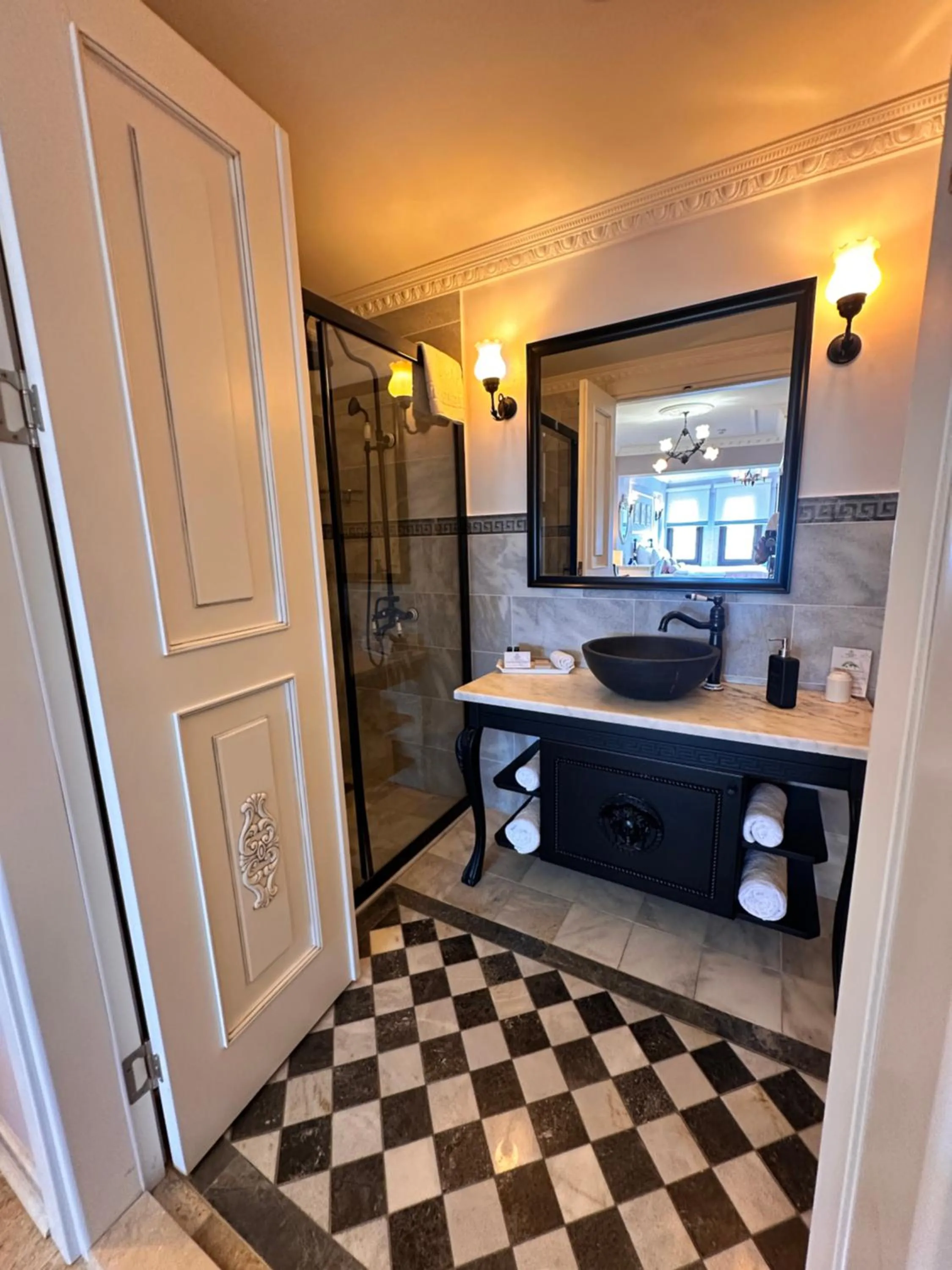 Bathroom in Villa Ephesus Hotel