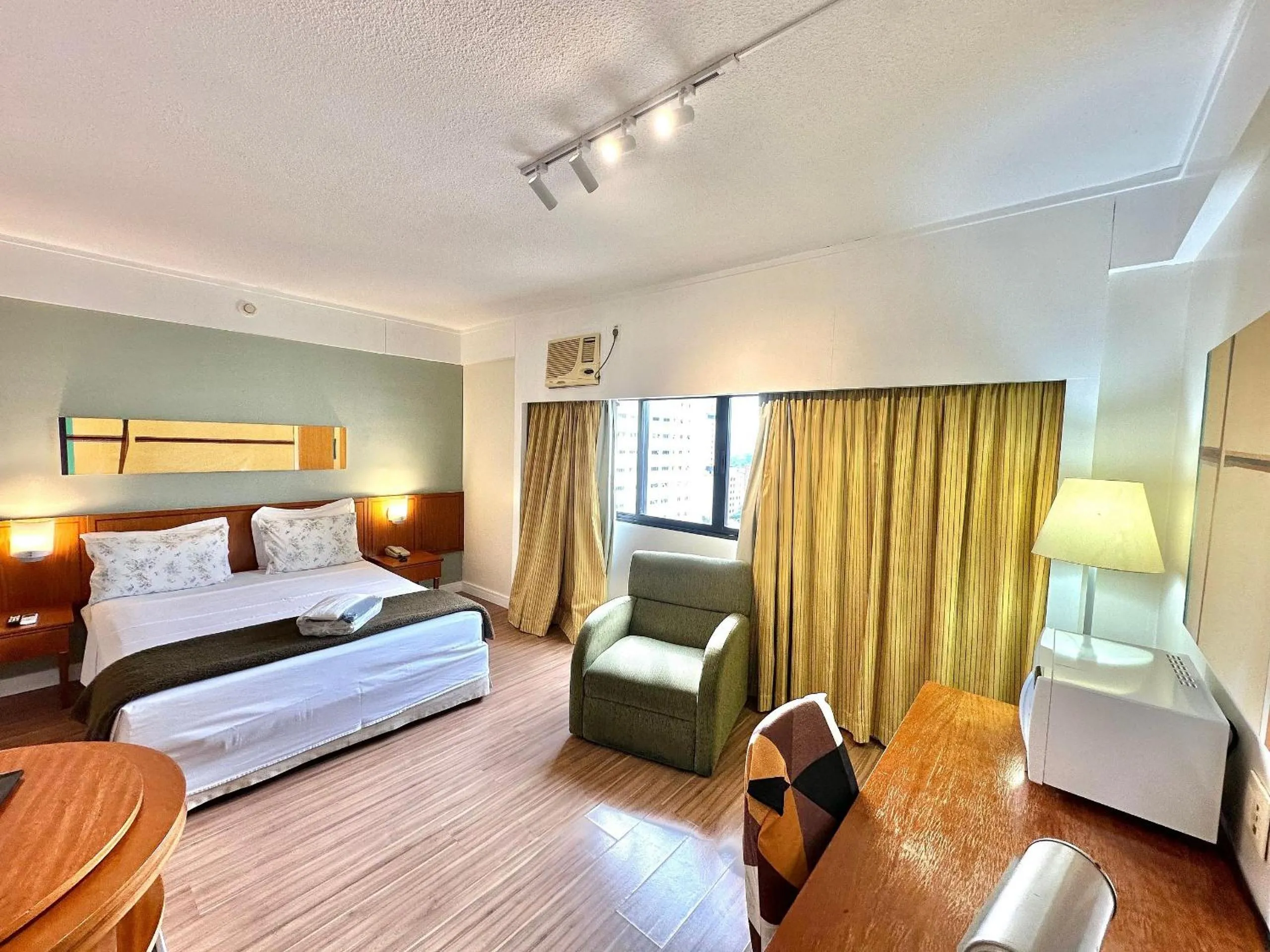 Bed in Flat Rua Borges Lagoa 1179 c/ garagem UH1008