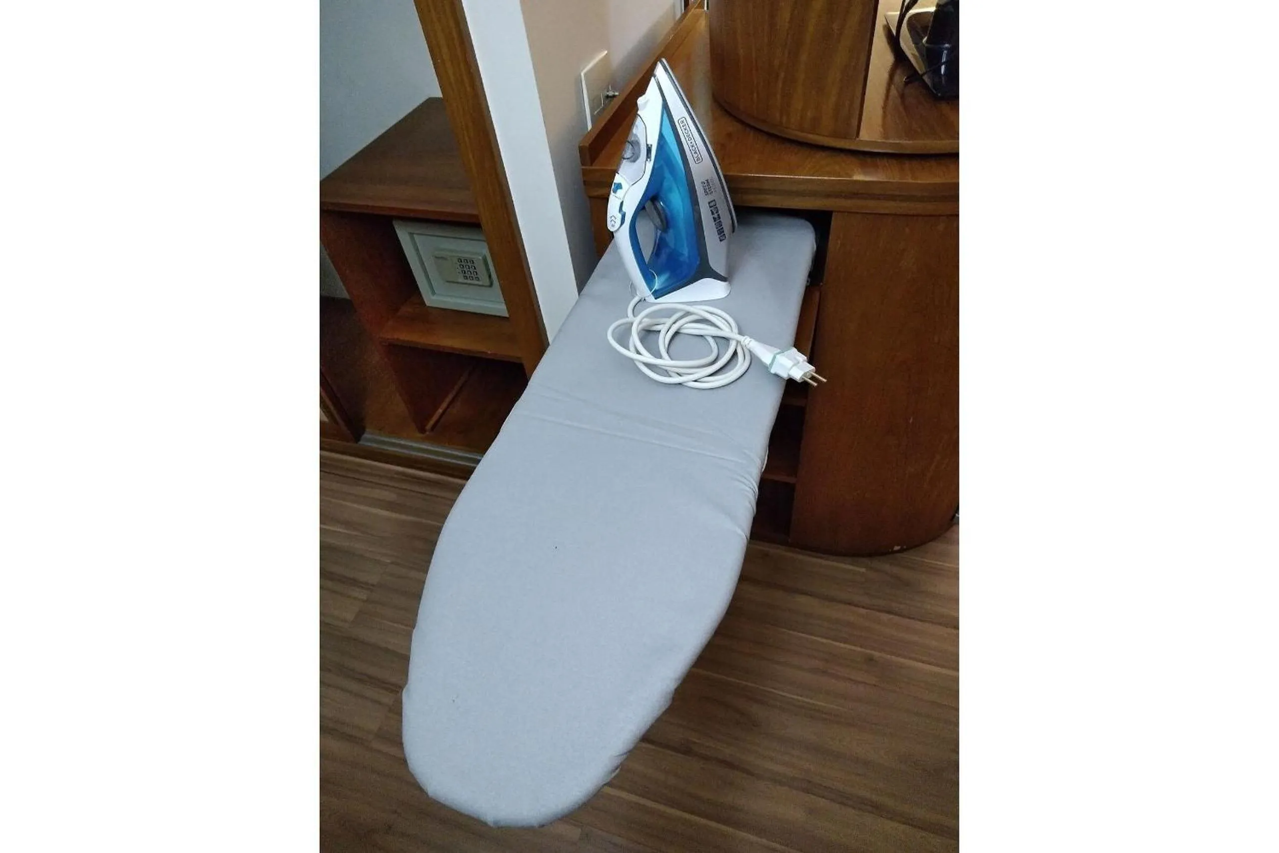 Bedroom in Flat Rua Borges Lagoa 1179 c/ garagem UH1008