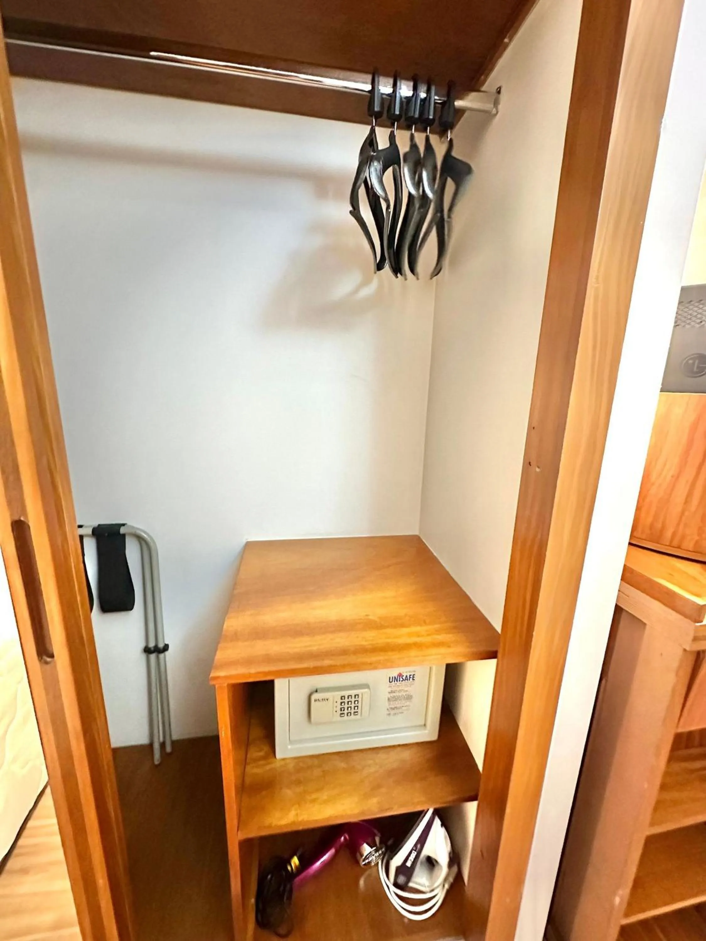 Bedroom in Flat Rua Borges Lagoa 1179 c/ garagem UH1008