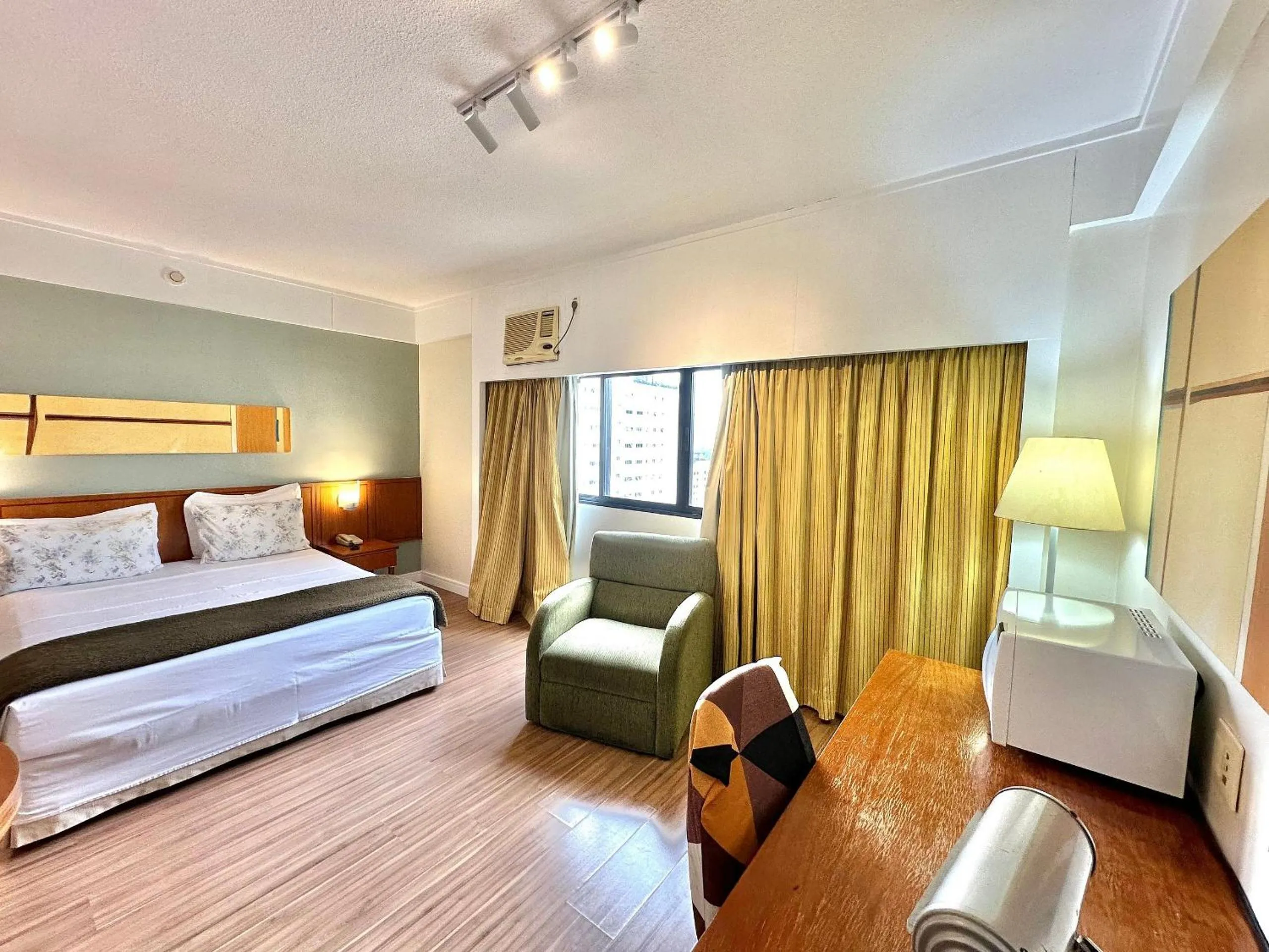 Bed in Flat Rua Borges Lagoa 1179 c/ garagem UH1008