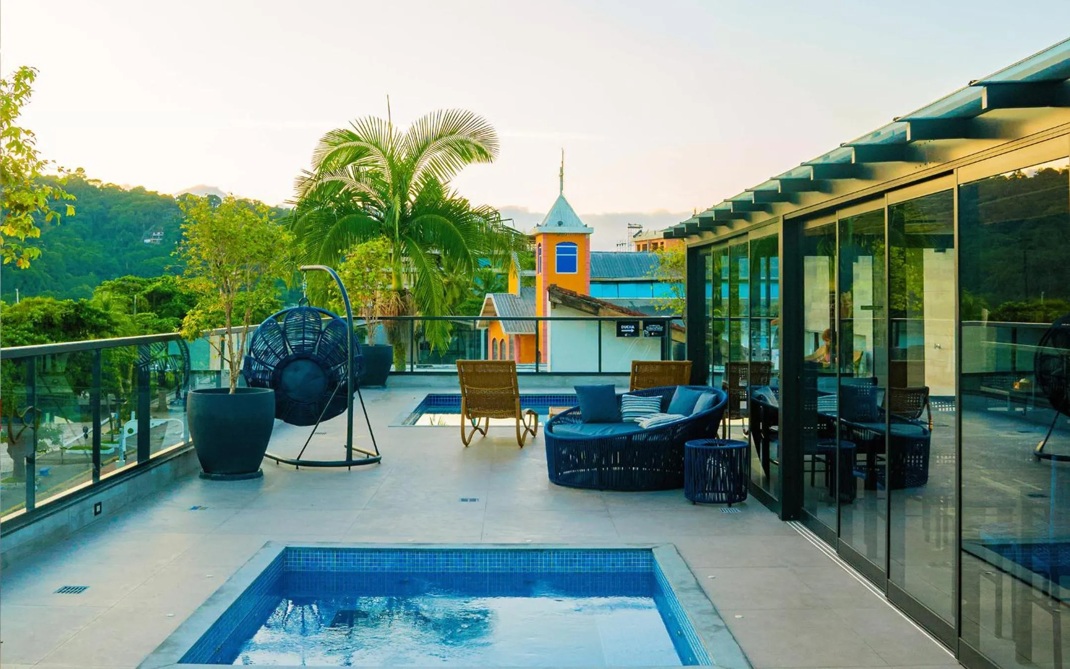 Swimming pool in Ubatuba Praia Hotel