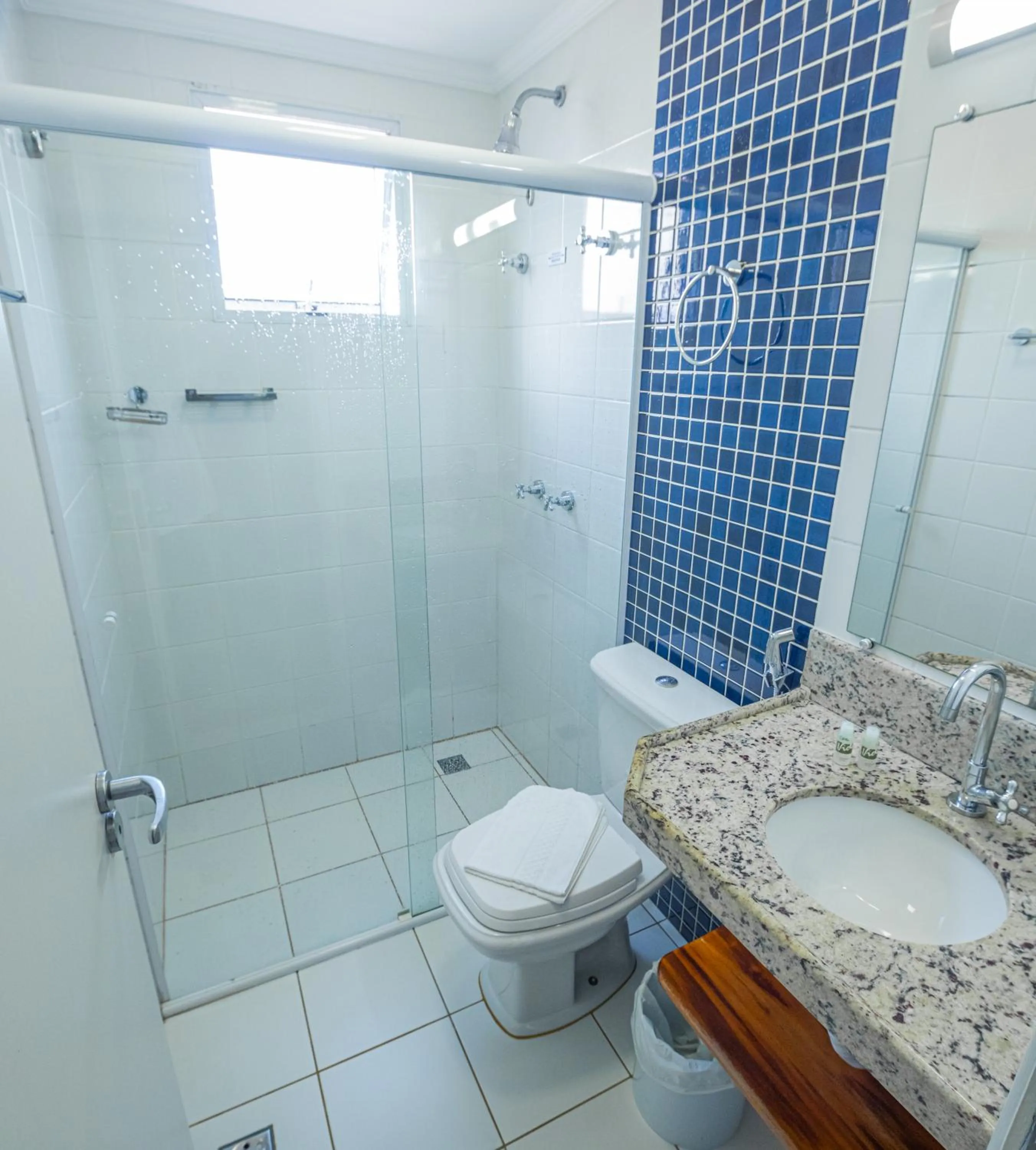 Bathroom in Ubatuba Praia Hotel