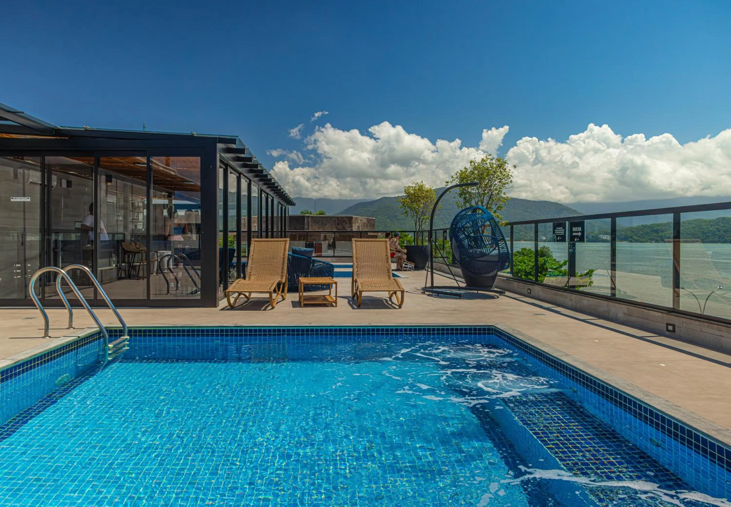 Swimming pool in Ubatuba Praia Hotel