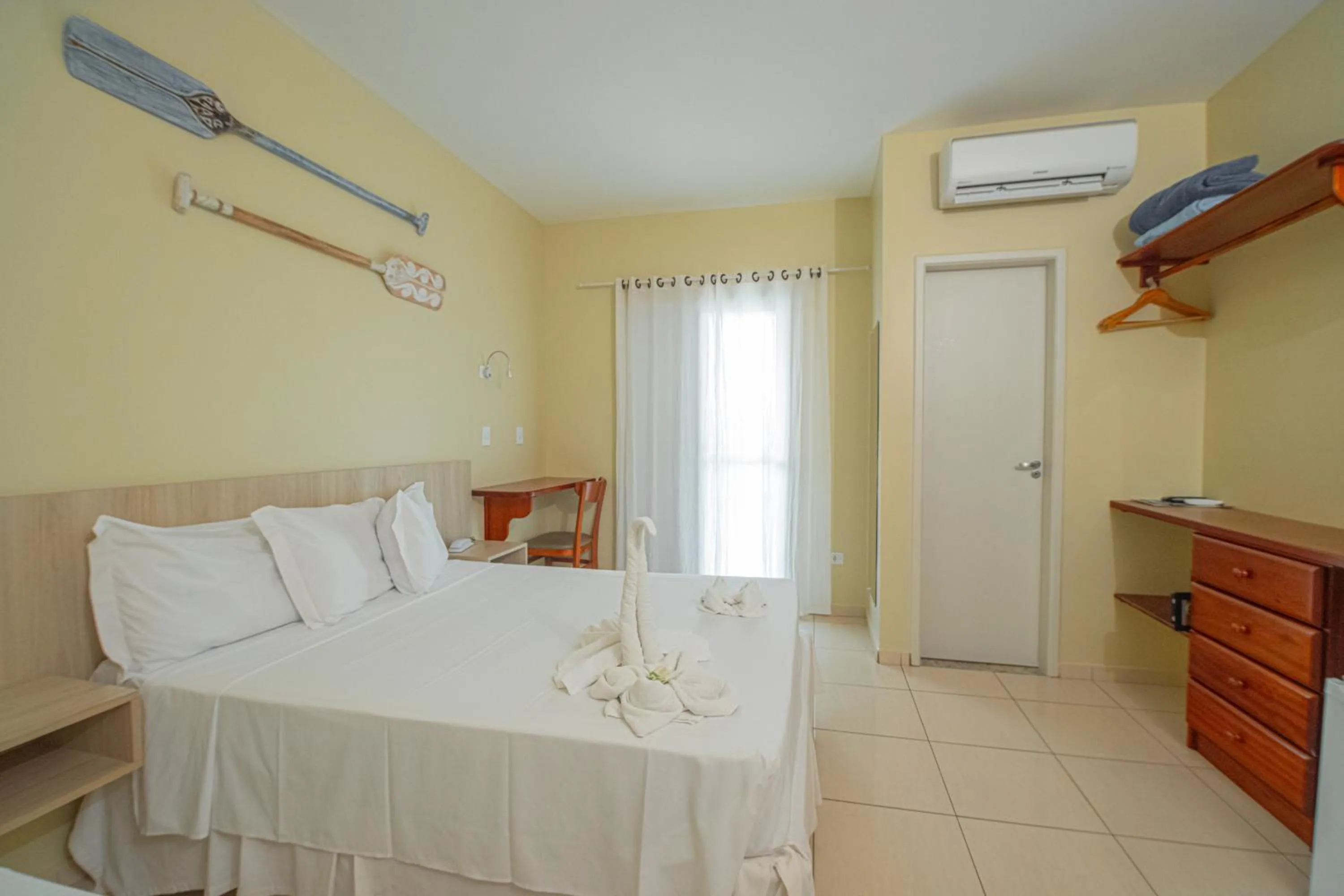 Bedroom, Bed in Ubatuba Praia Hotel