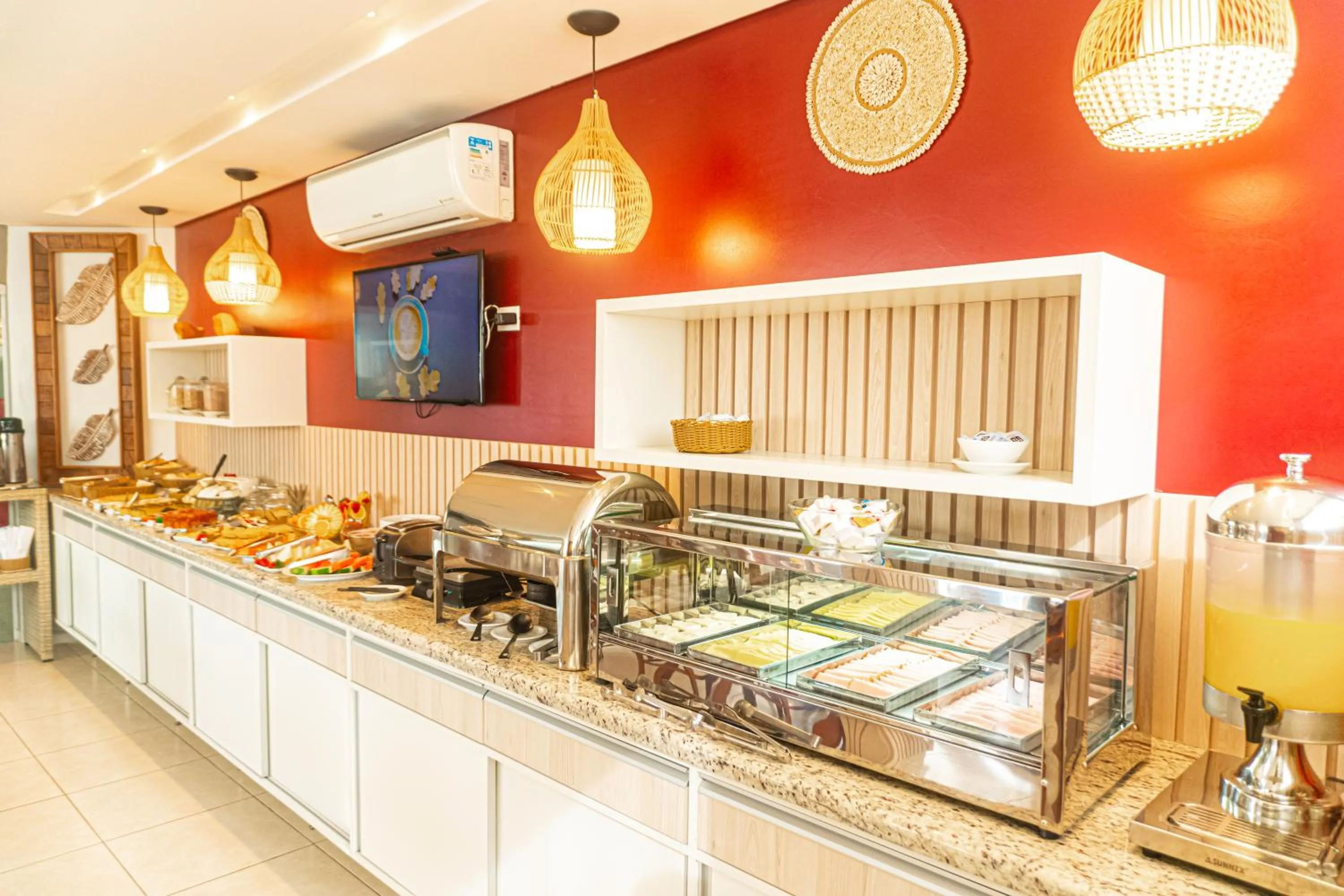 Buffet breakfast in Ubatuba Praia Hotel