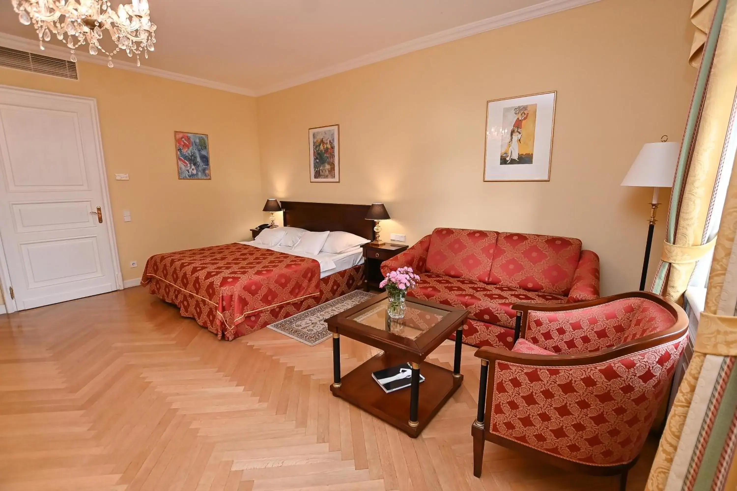 Superior Triple Room - single occupancy in Castle Hotel Grof Degenfeld Superior Superior Triple Room - single occupancy in Castle Hotel Grof Degenfeld Superior