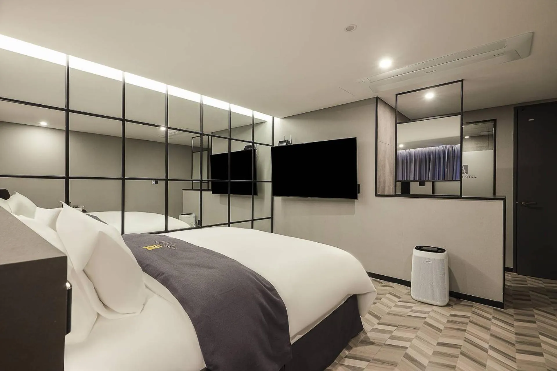 Bed in Namyangju Aone Hotel