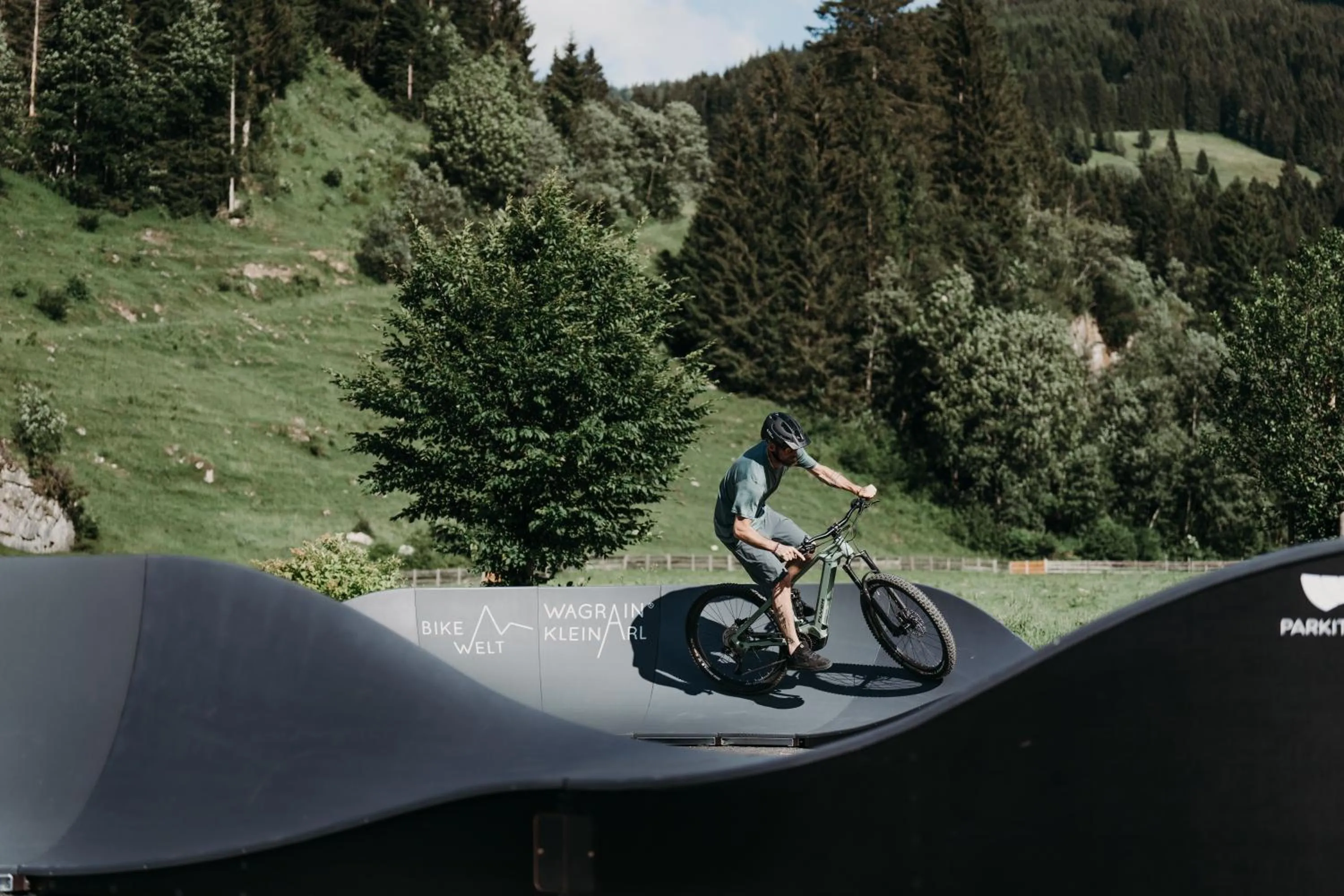 Sports in JoAnn suites & apart