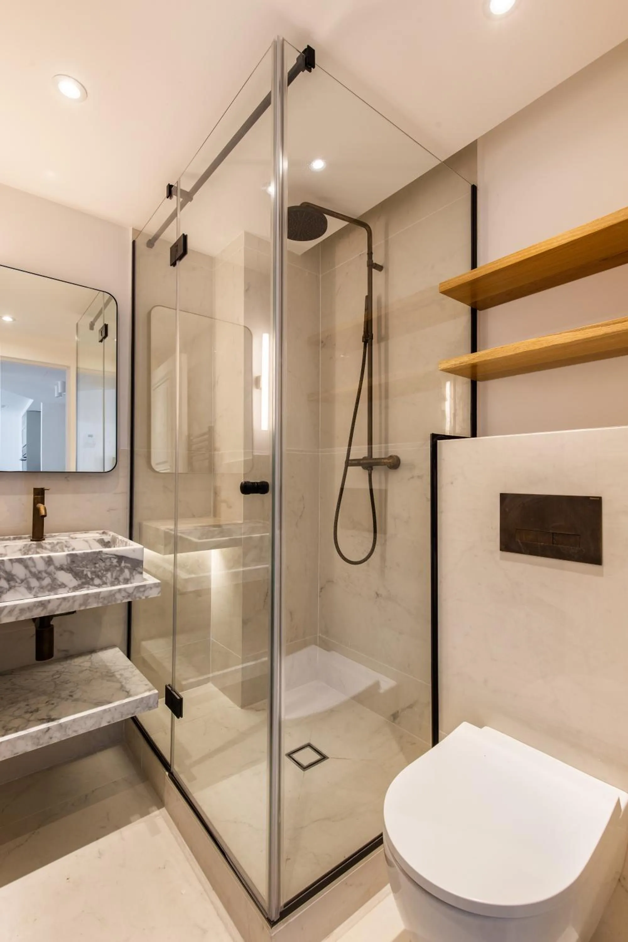 Shower in Quartier Libre - Saint Georges