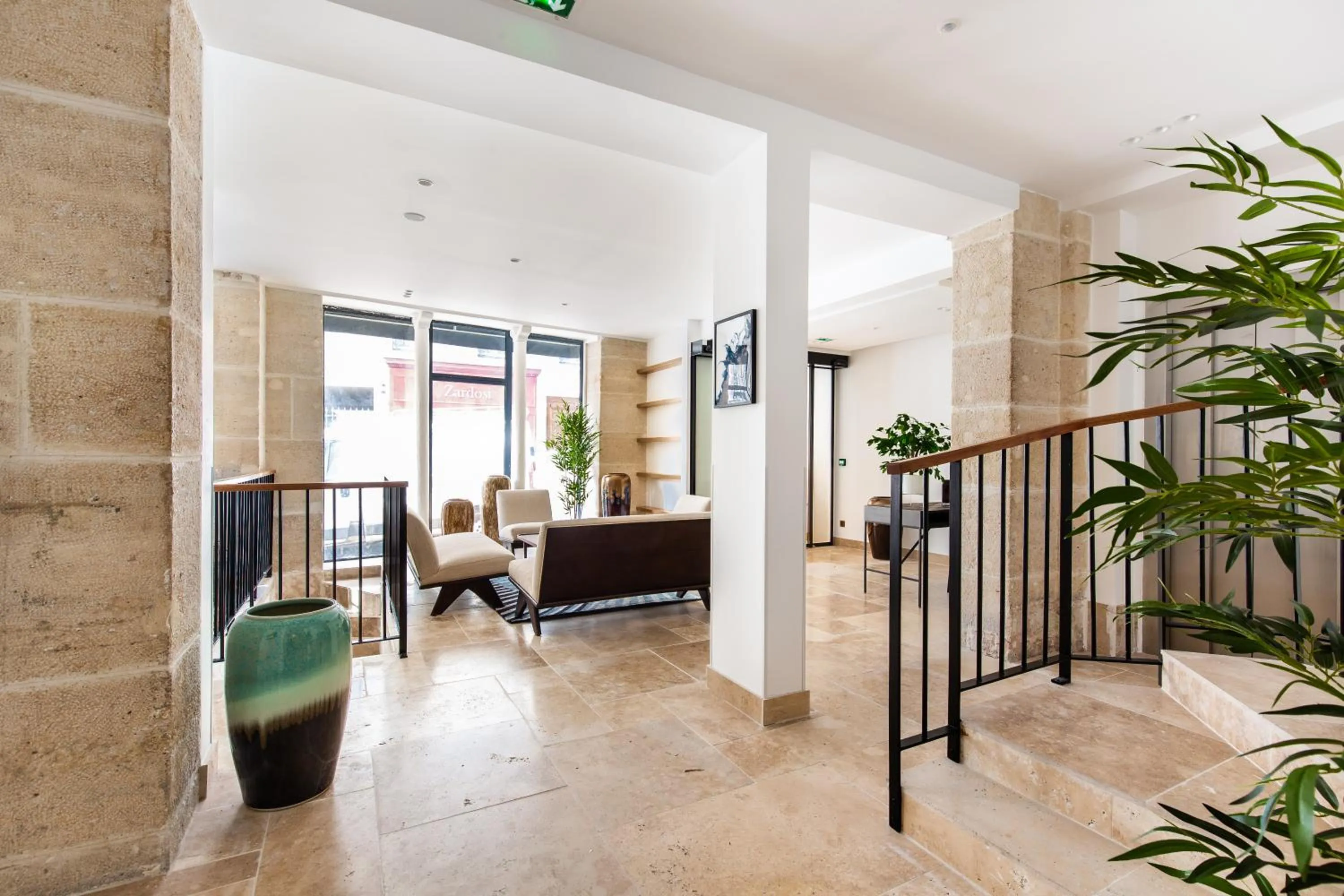 Facade/entrance in Quartier Libre - Saint Georges