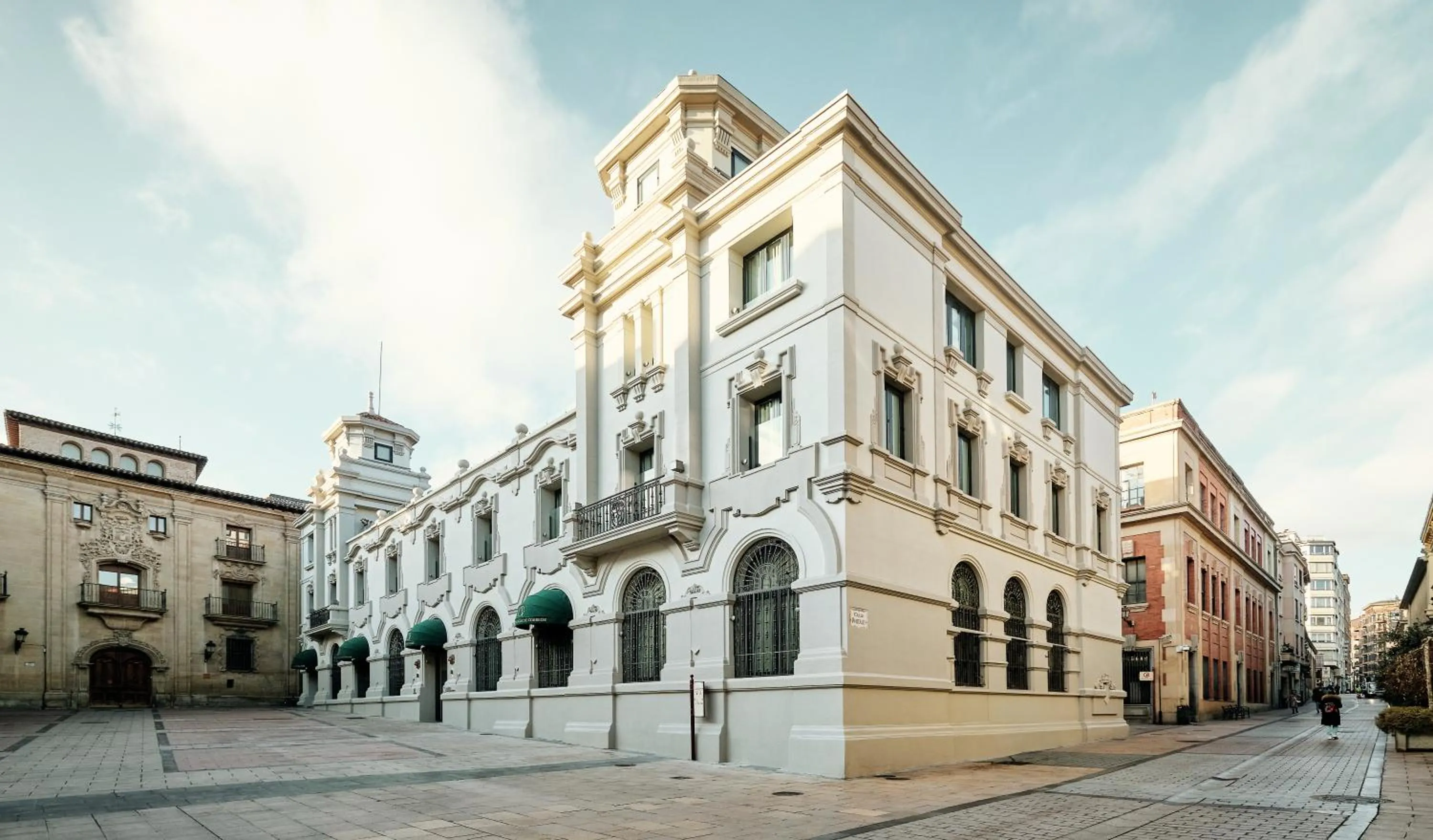 Facade/entrance in Áurea Palacio de Correos by Eurostars Hotel Company
