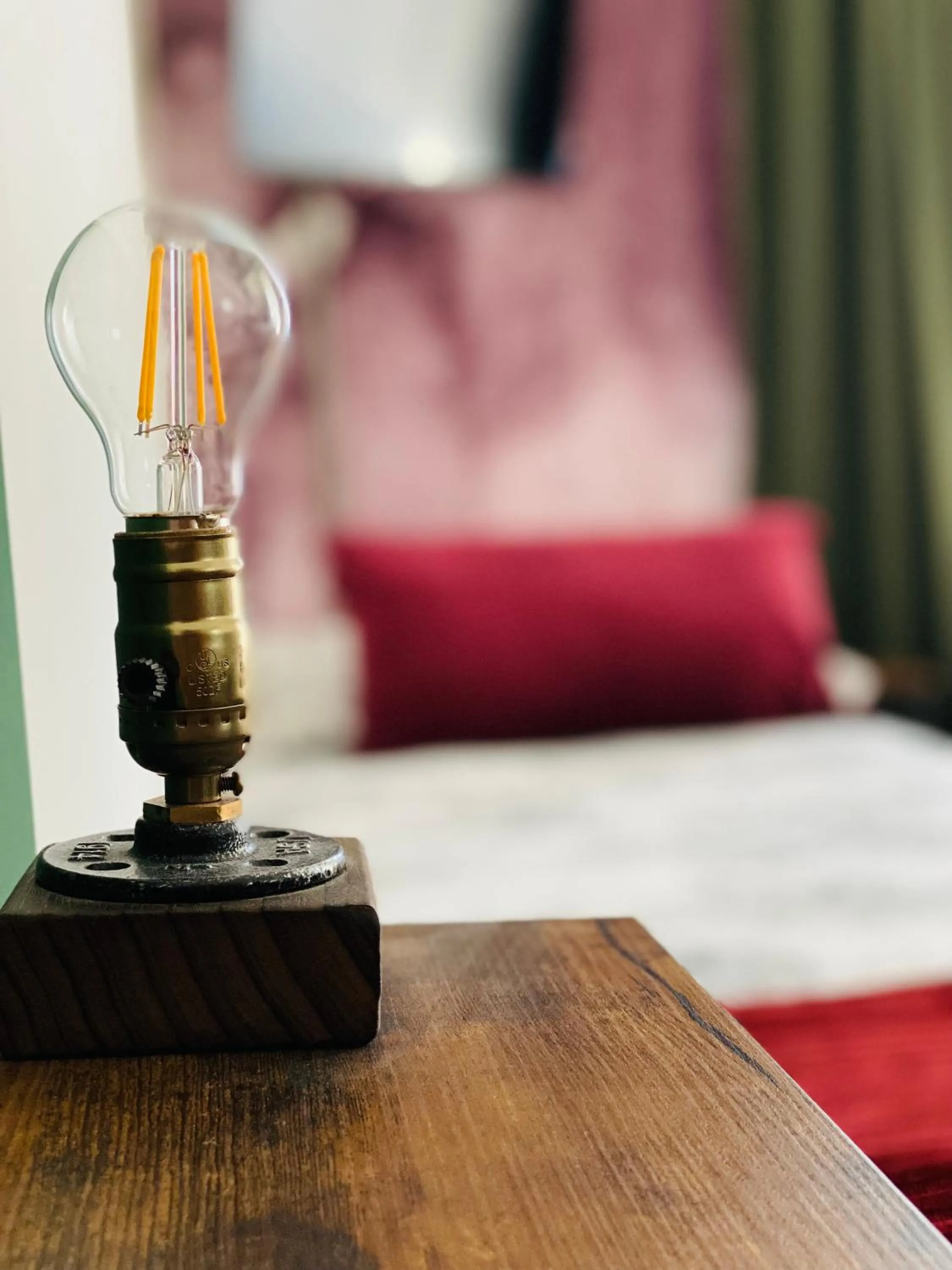 Decorative detail, Bed in B&B Monteverdi L'Arancio