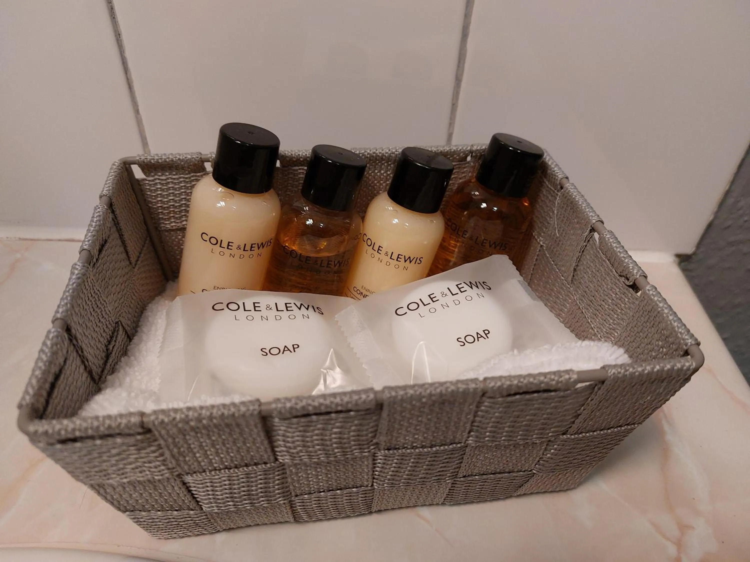 Bathroom in Lion Hotel Dulverton