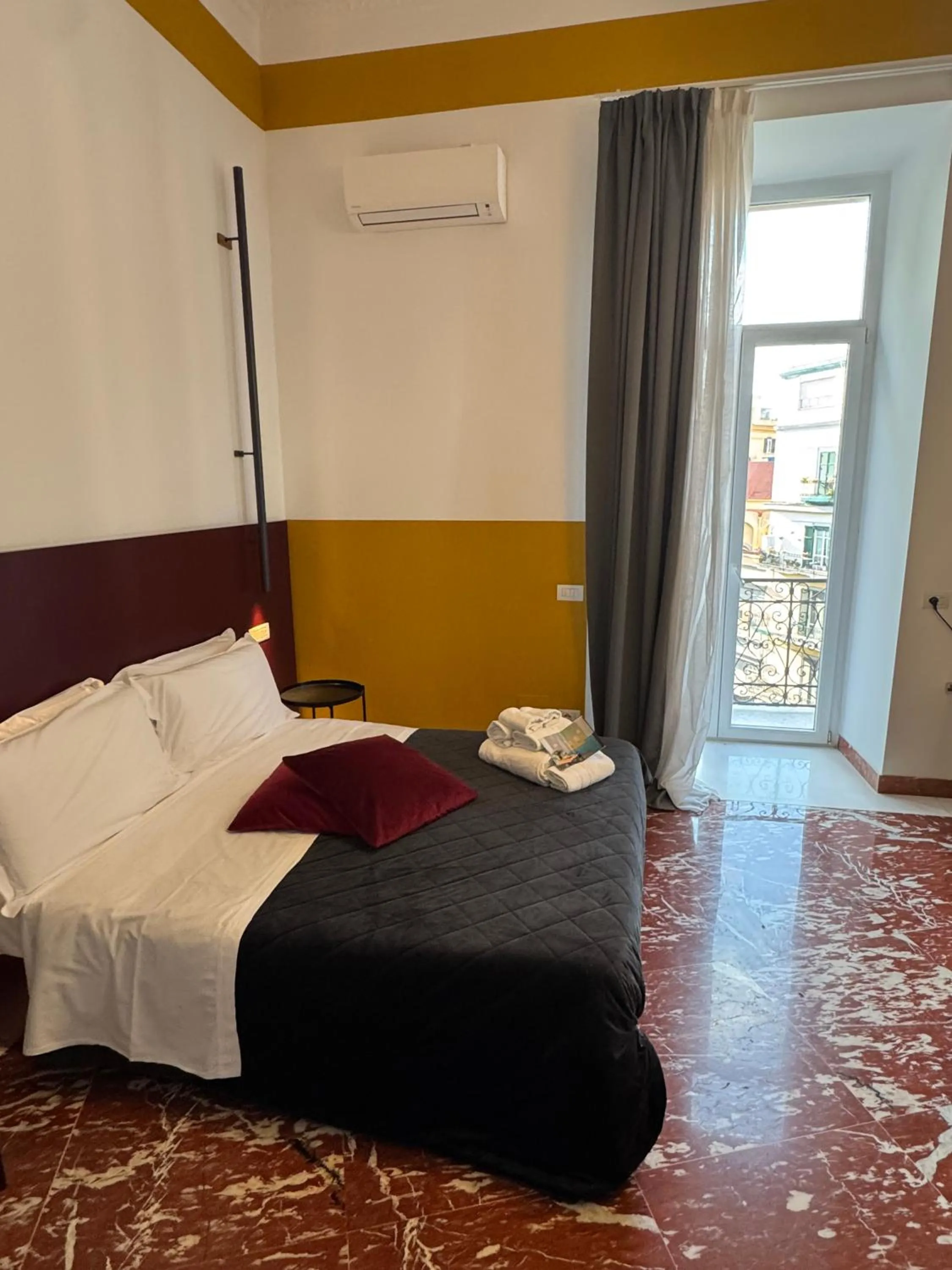 Bed in Rettifilo 311