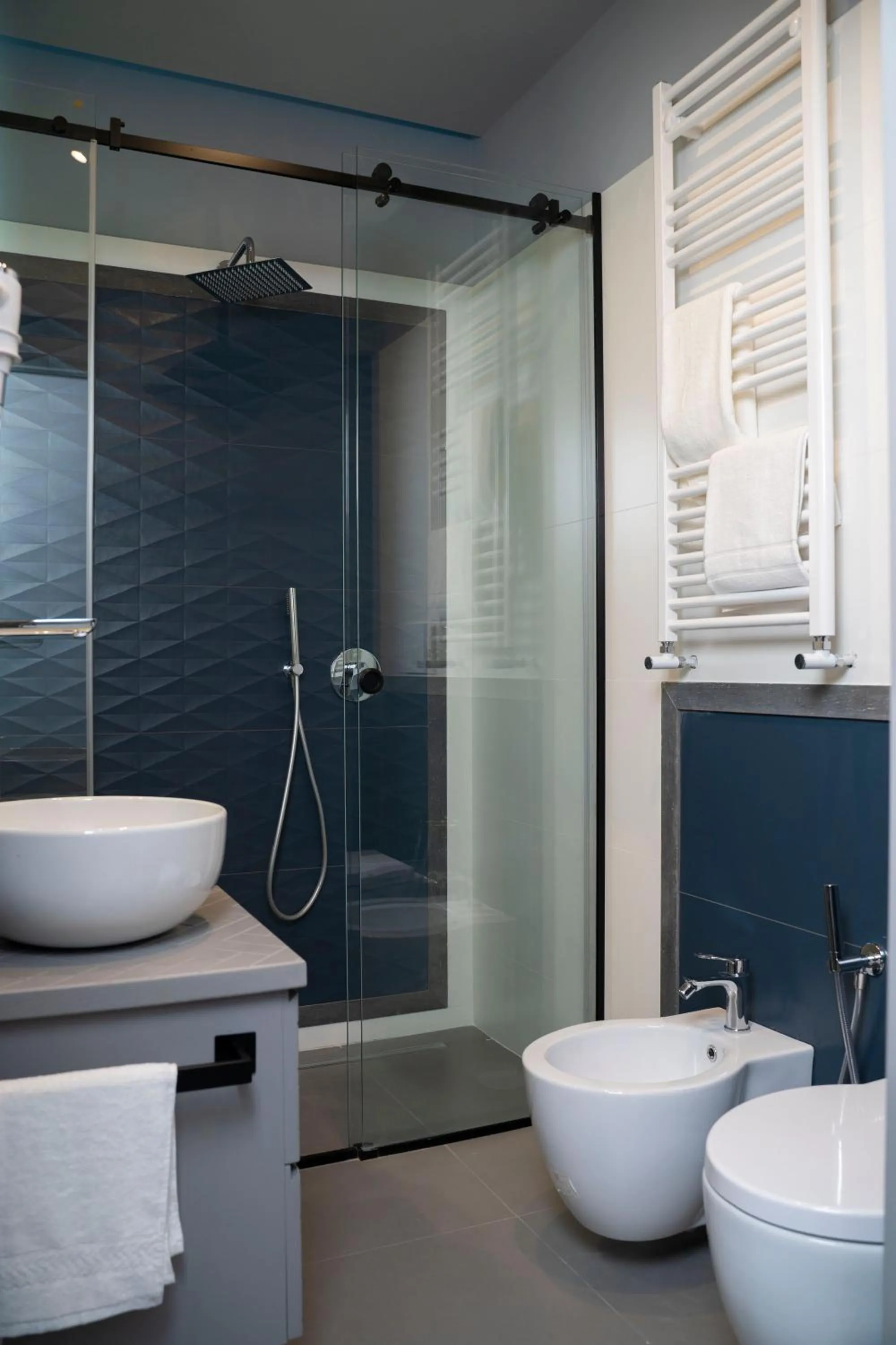 Bathroom in Rettifilo 311