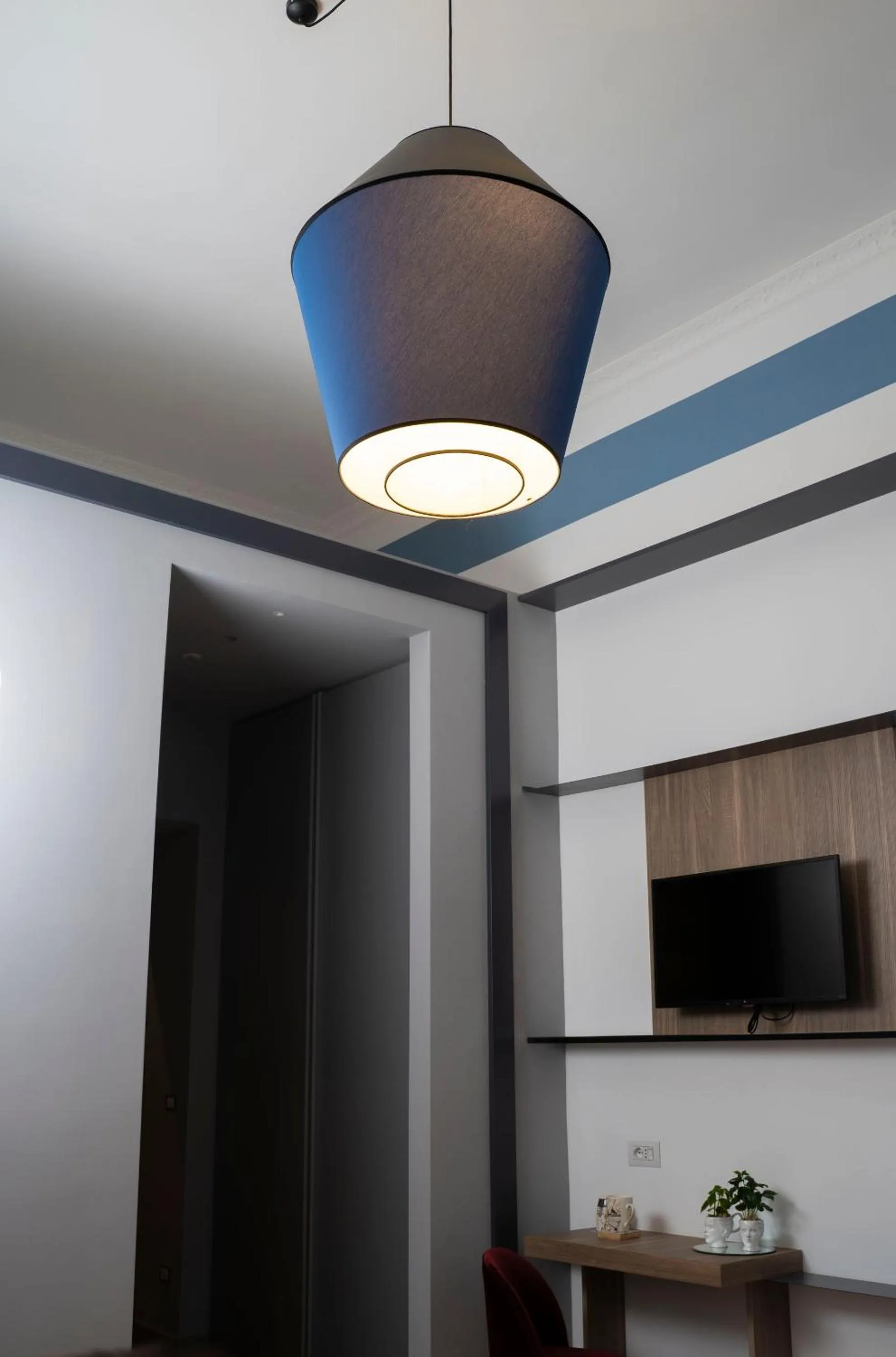 TV and multimedia in Rettifilo 311