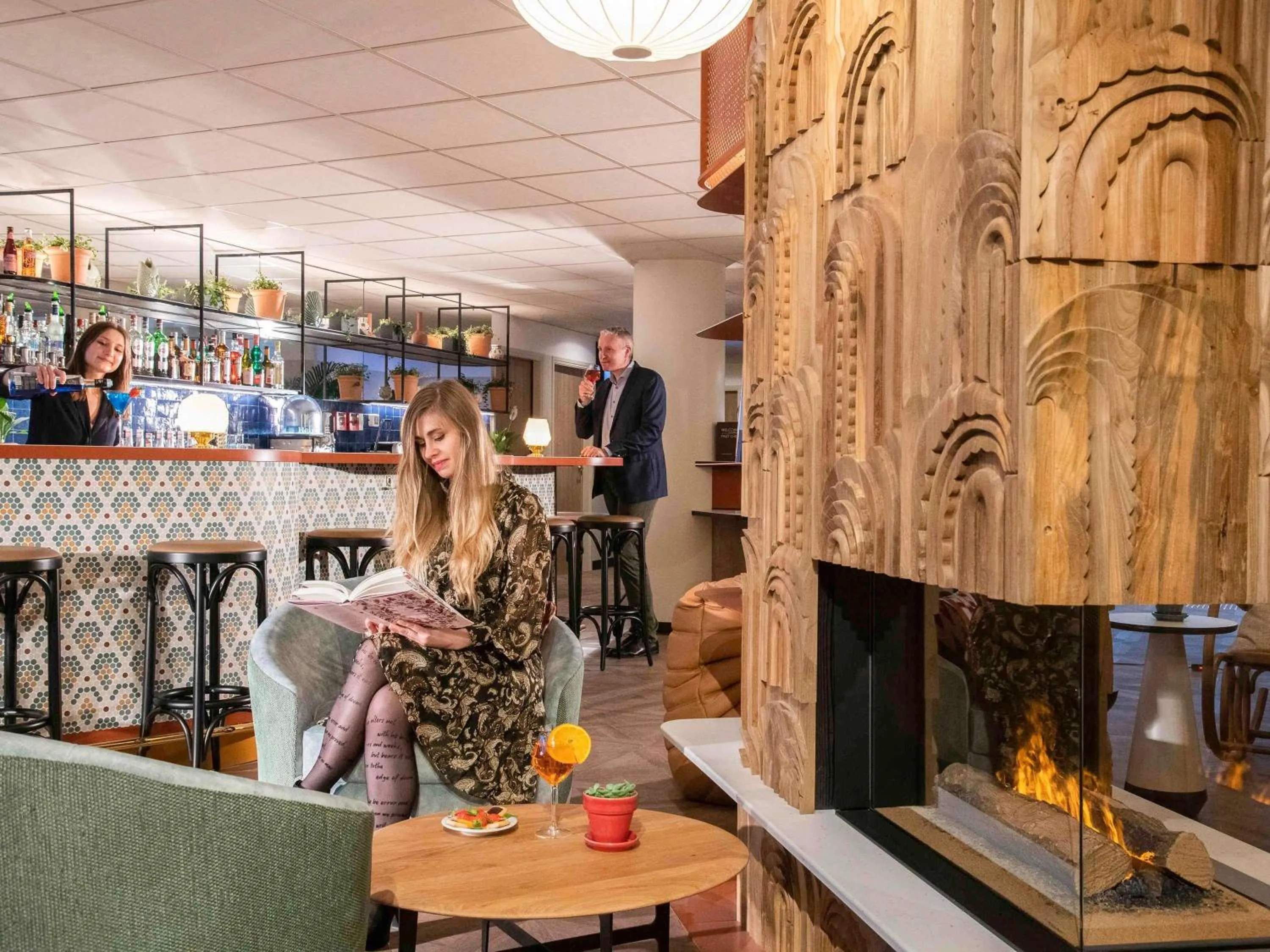 Lounge or bar in Novotel Suites Nice Airport