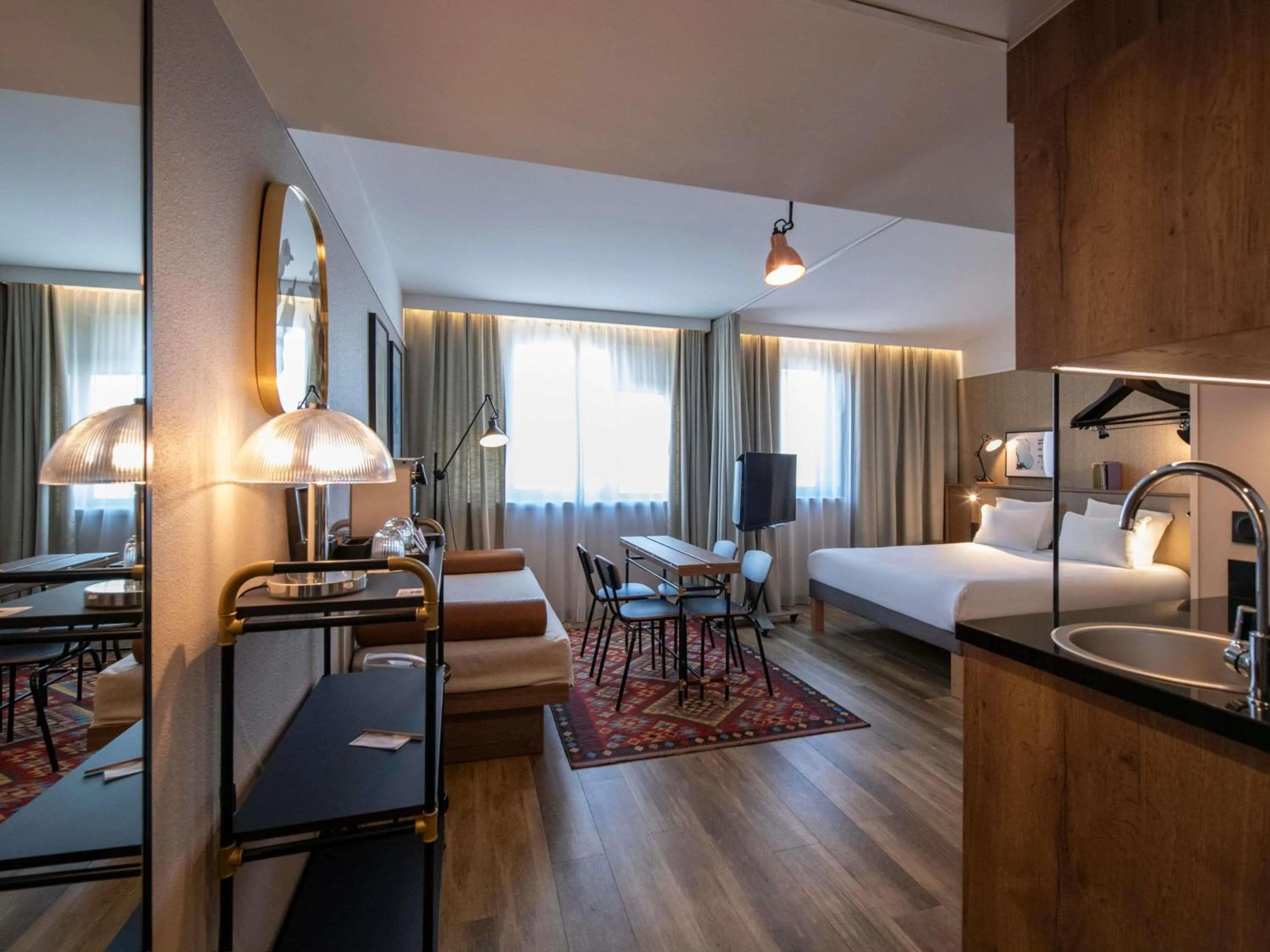 Bedroom, Bed in Novotel Suites Nice Airport