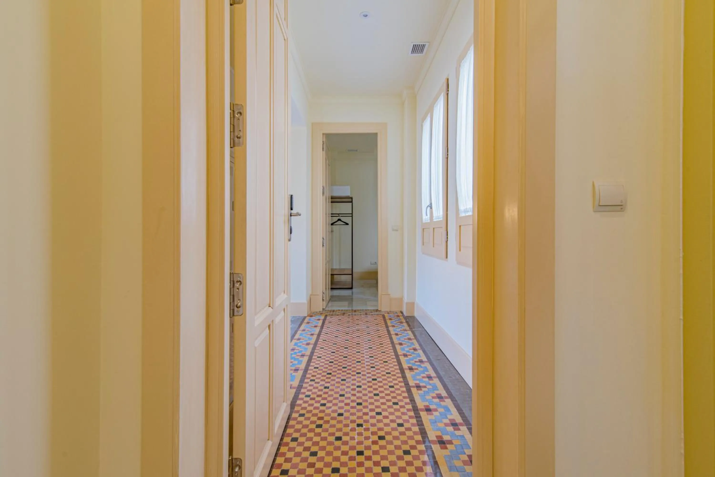 Property building in Mosaiko Homes Catedral Granada