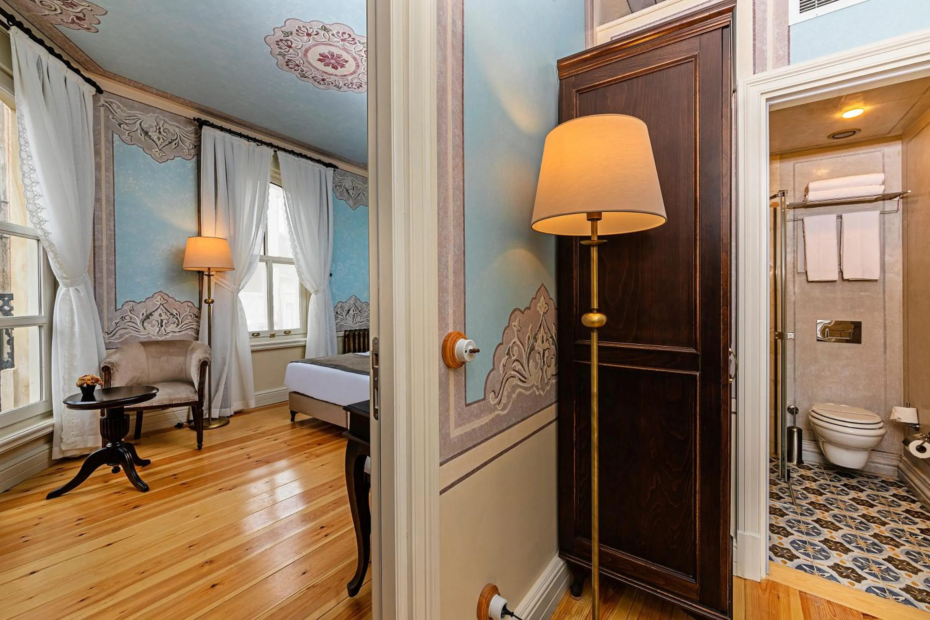 Bed in Meroddi Barnathan Hotel