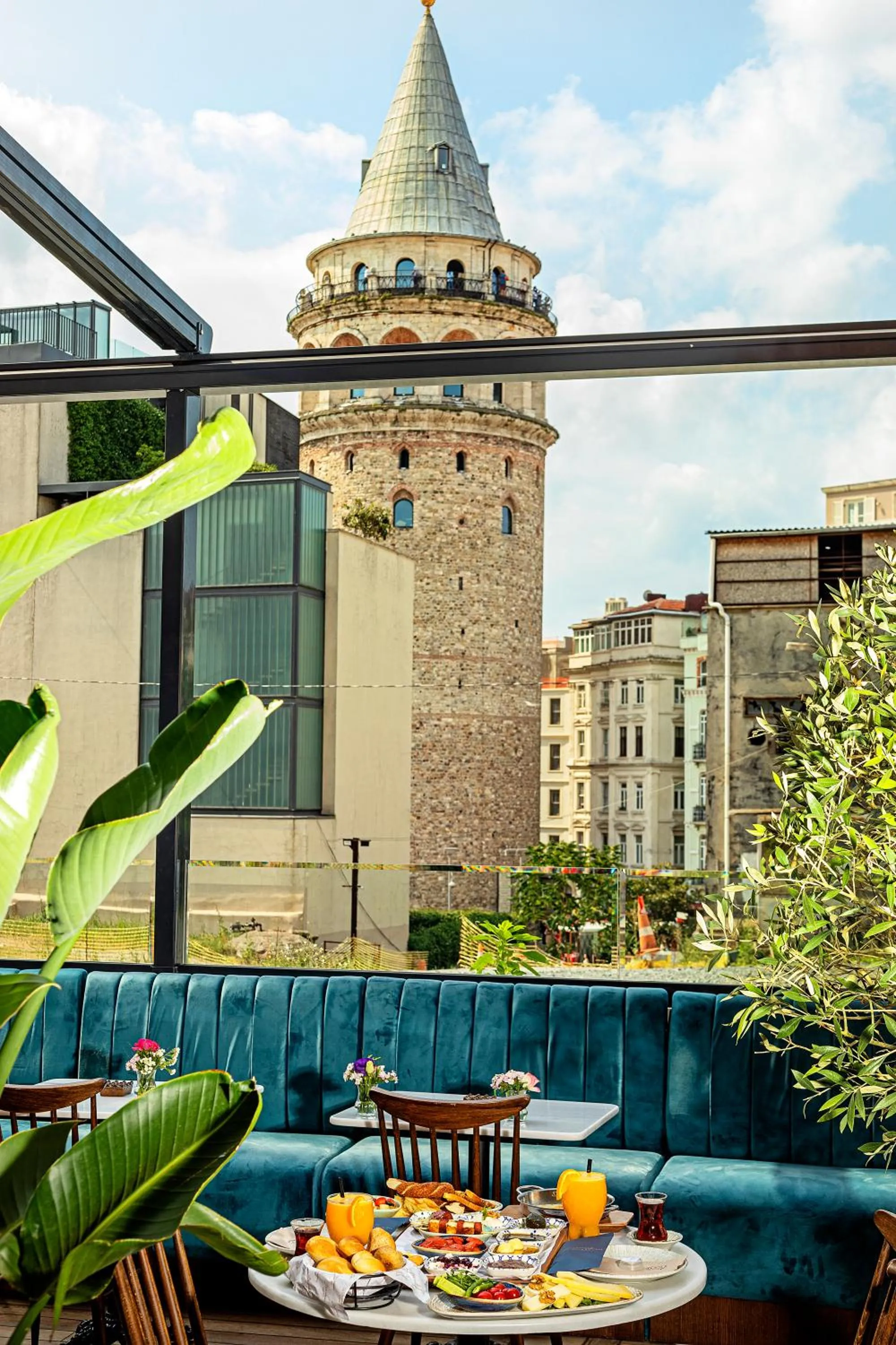 Meroddi Barnathan Hotel