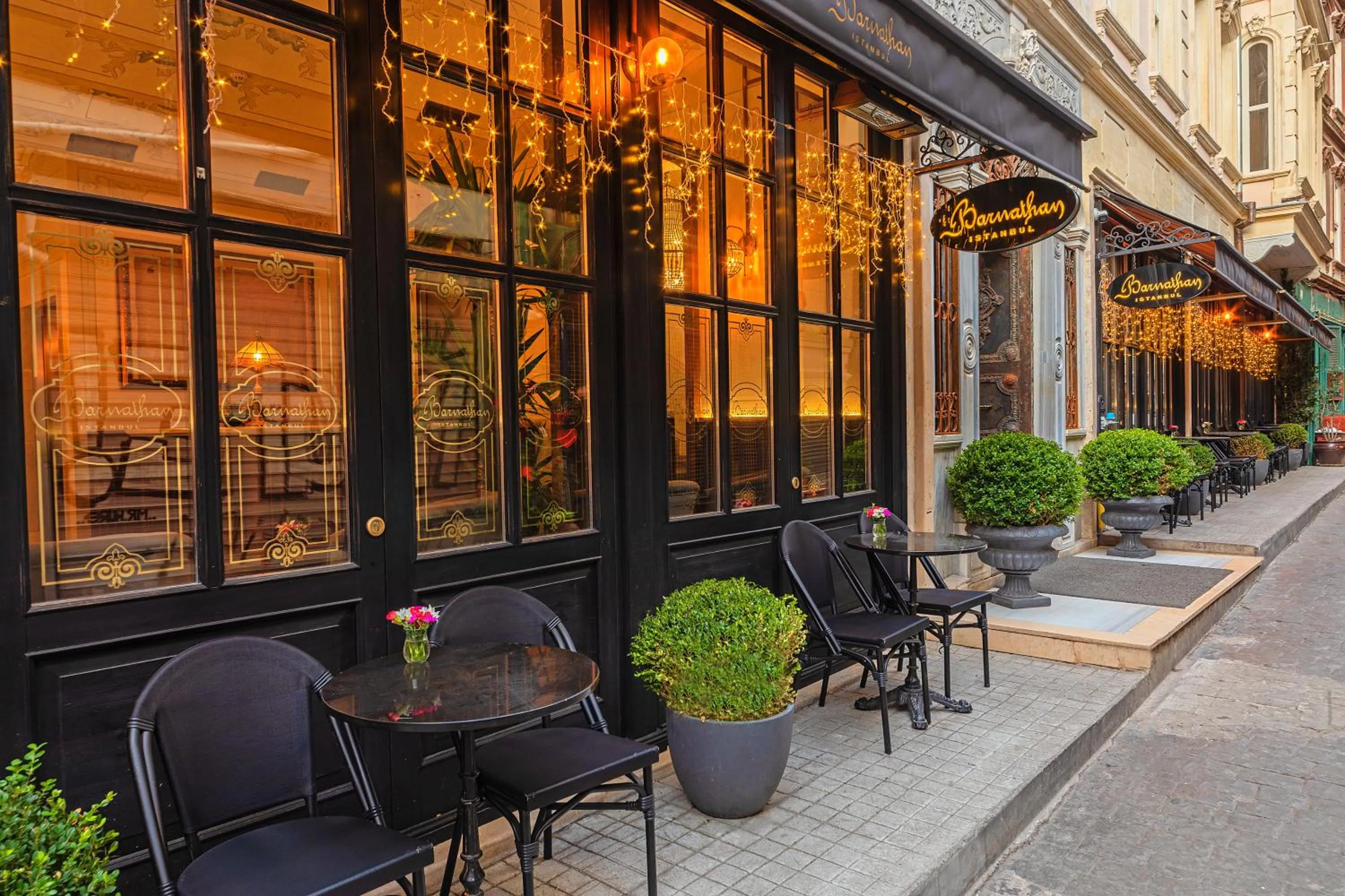 Property building in Meroddi Barnathan Hotel