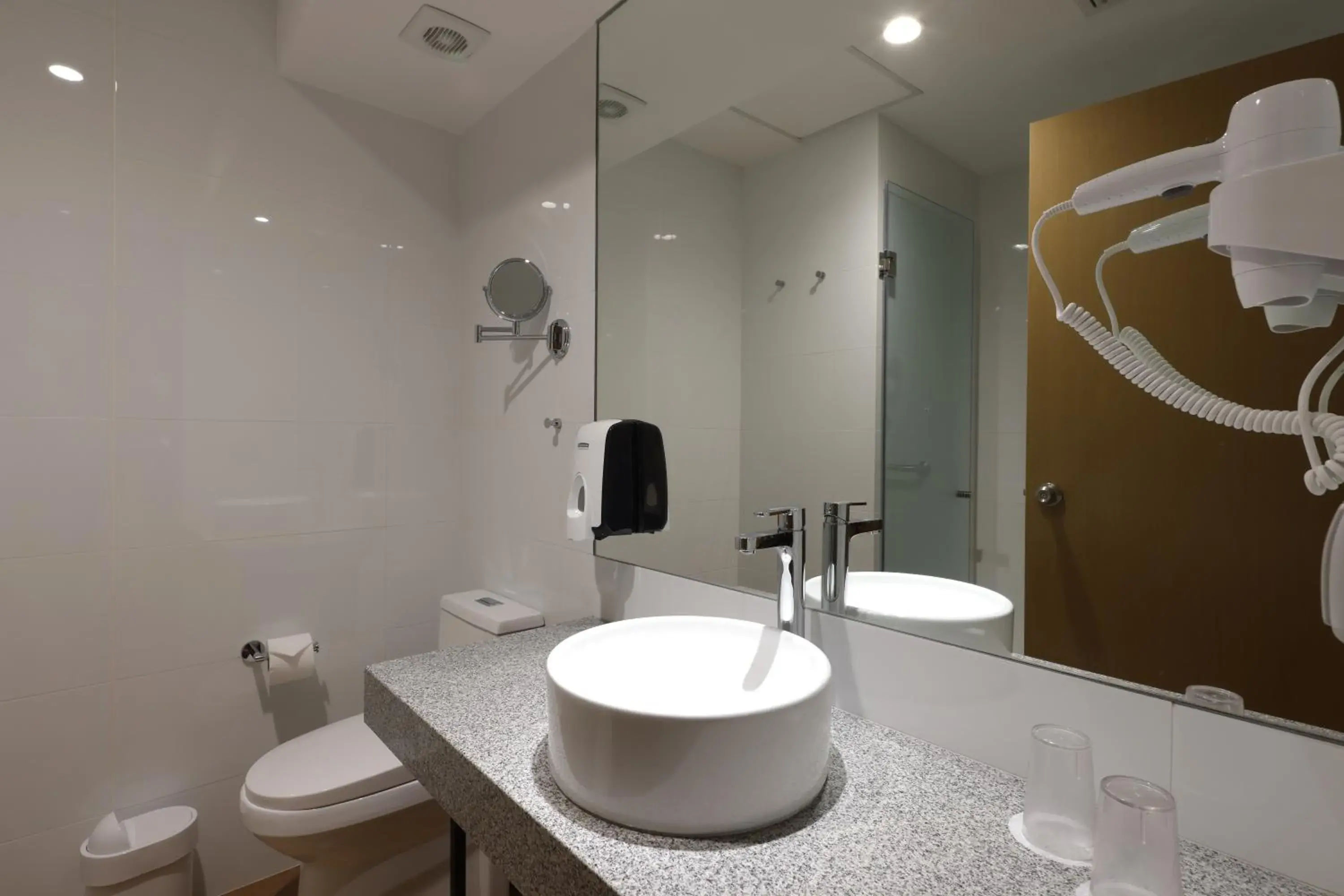 Twin Room - single occupancy in Casa Andina Standard Benavides Twin Room - single occupancy in Casa Andina Standard Benavides